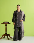 3 piece unstitched cambric suit for women, black and off-white digital printed shirt with tussar silk dupatta, trendy Pakistani dress
