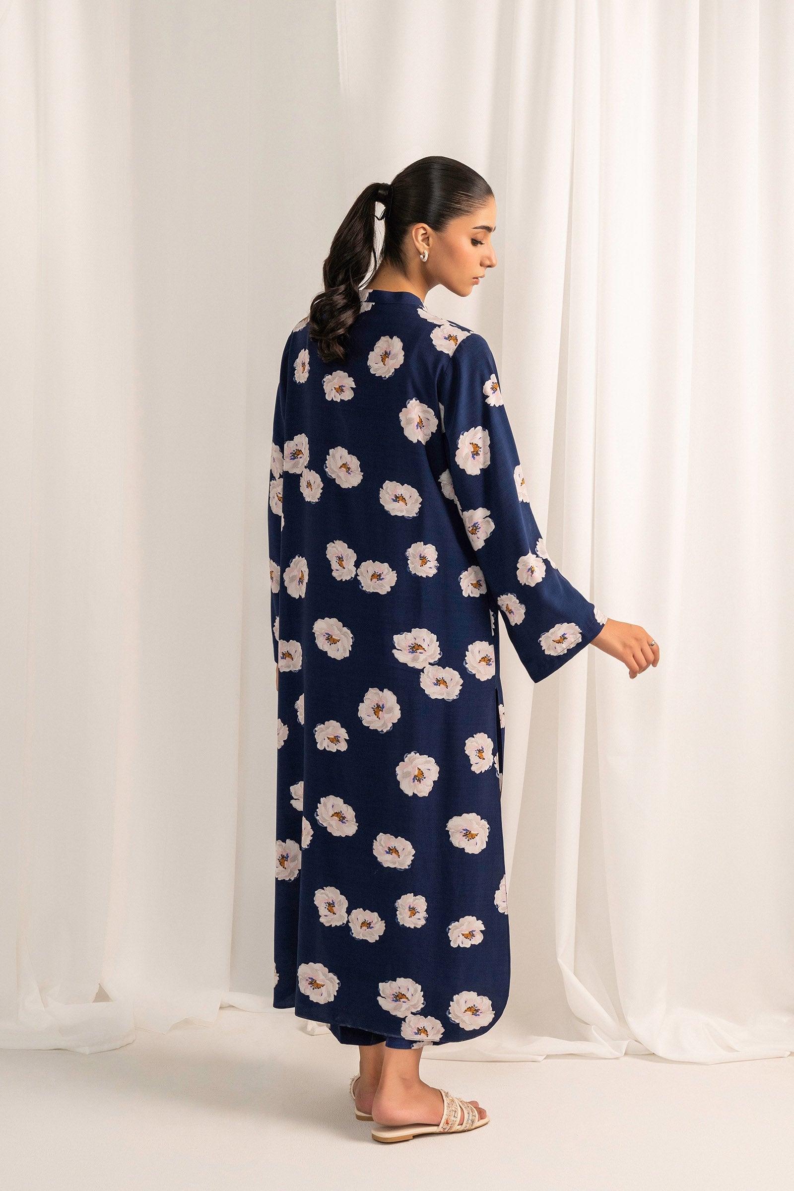 Printed 1 Piece Shirt Beyond East Official