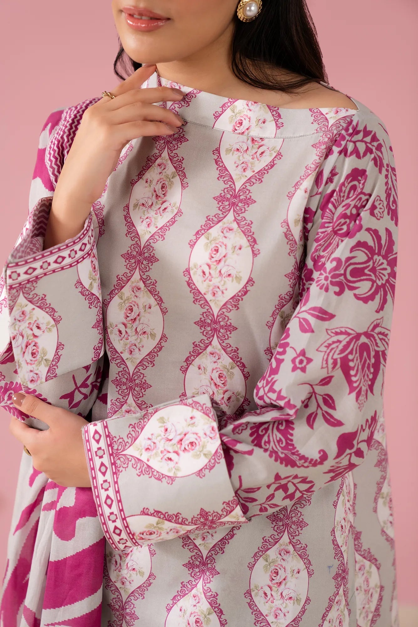 Birmingham women unstitched suits – graceful 3 piece printed lawn dress with cambric trouser and voile dupatta, premium unstitched ladies suit collection