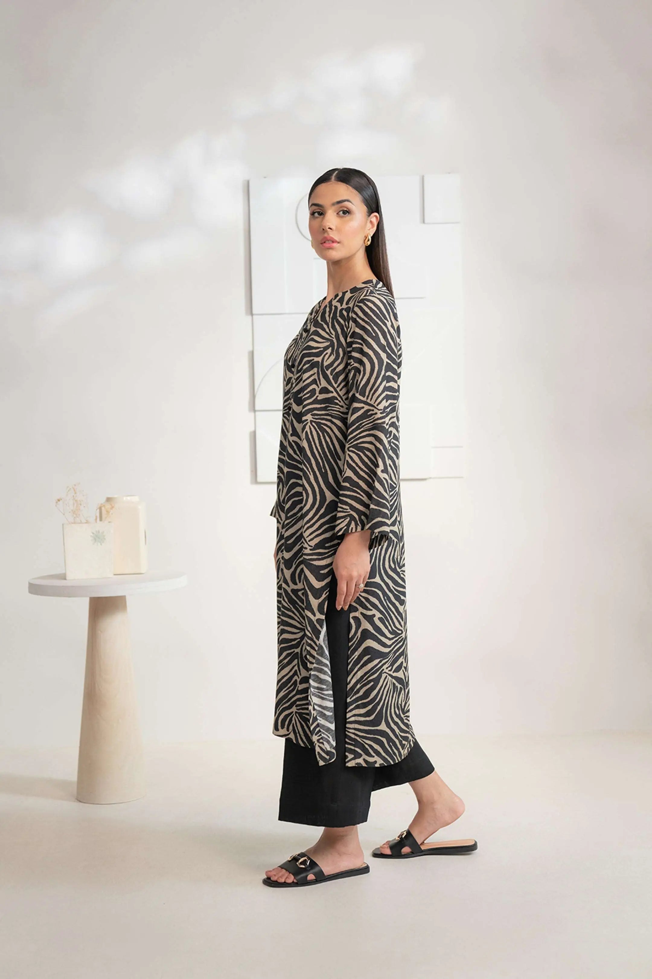1 Piece Printed Karandi Shirt Pret Winter-24
