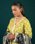 Chunri Printed Lawn Suit for Women in Pakistan: Upgrade your wardrobe with this classic yet trendy Pakistani lawn suit, featuring a digitally printed shirt, cambric trousers, and a contrast dupatta.