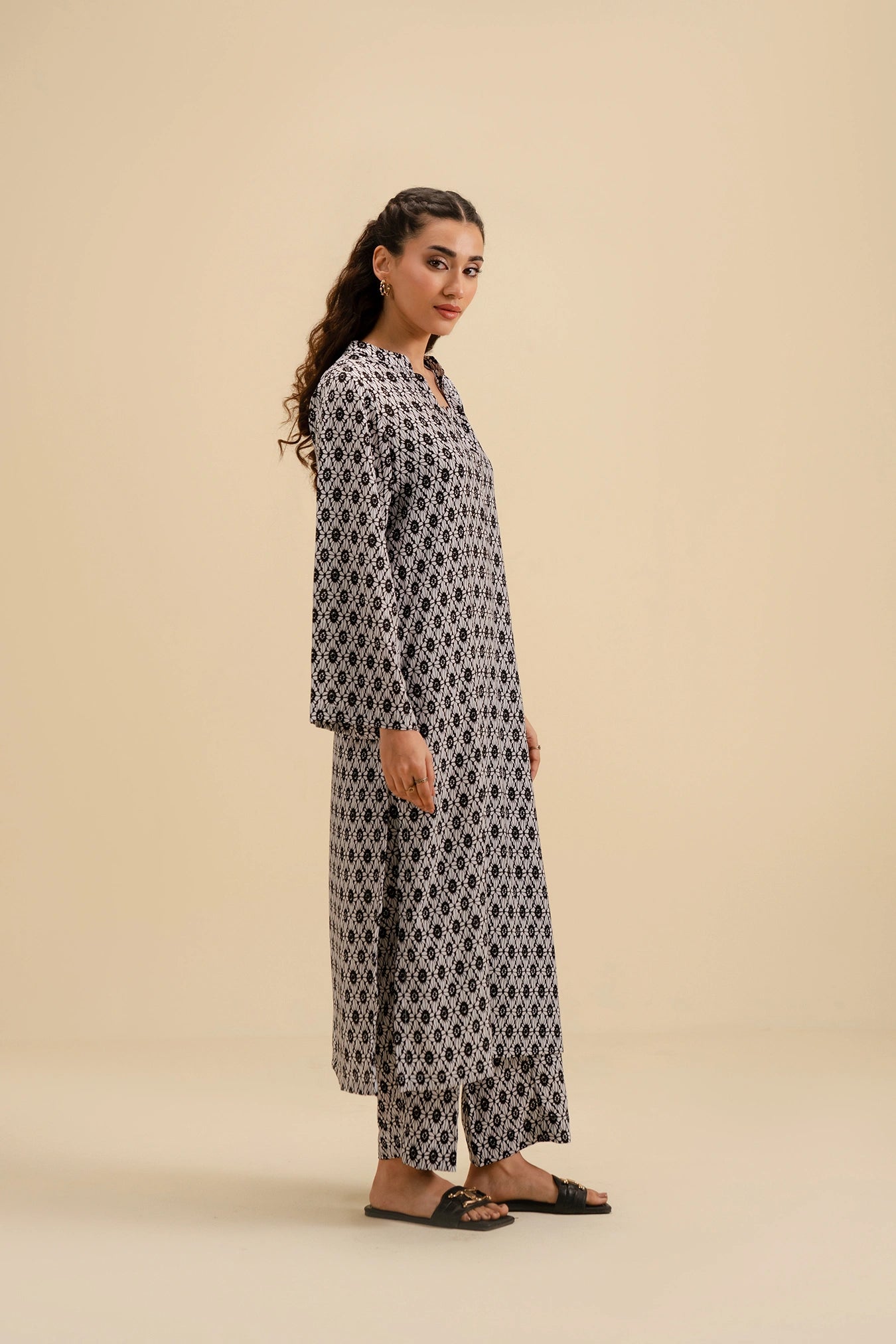 2 Piece Printed Georgette Suit Pret SS - 25