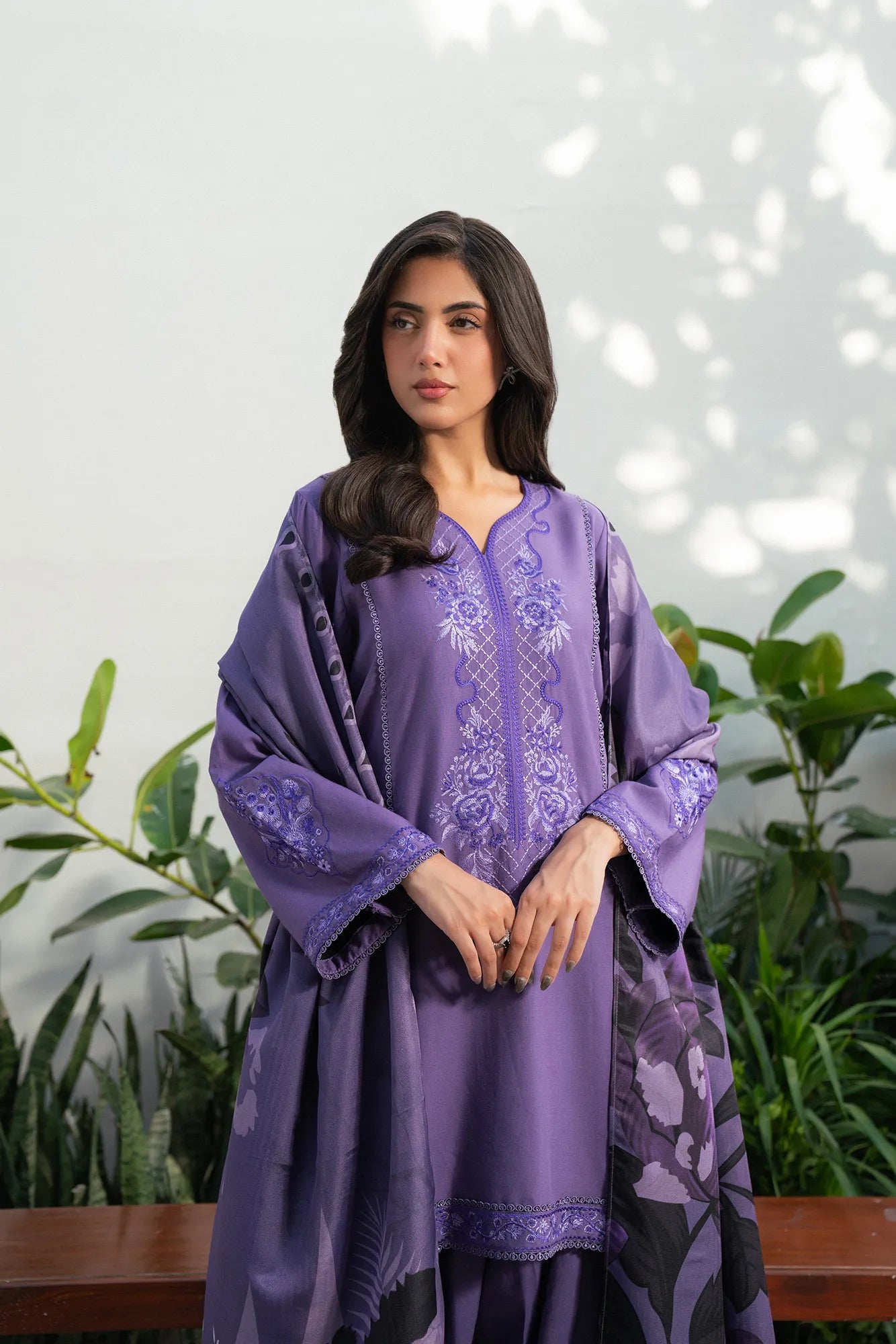 Embroidered Linen Suit-7035