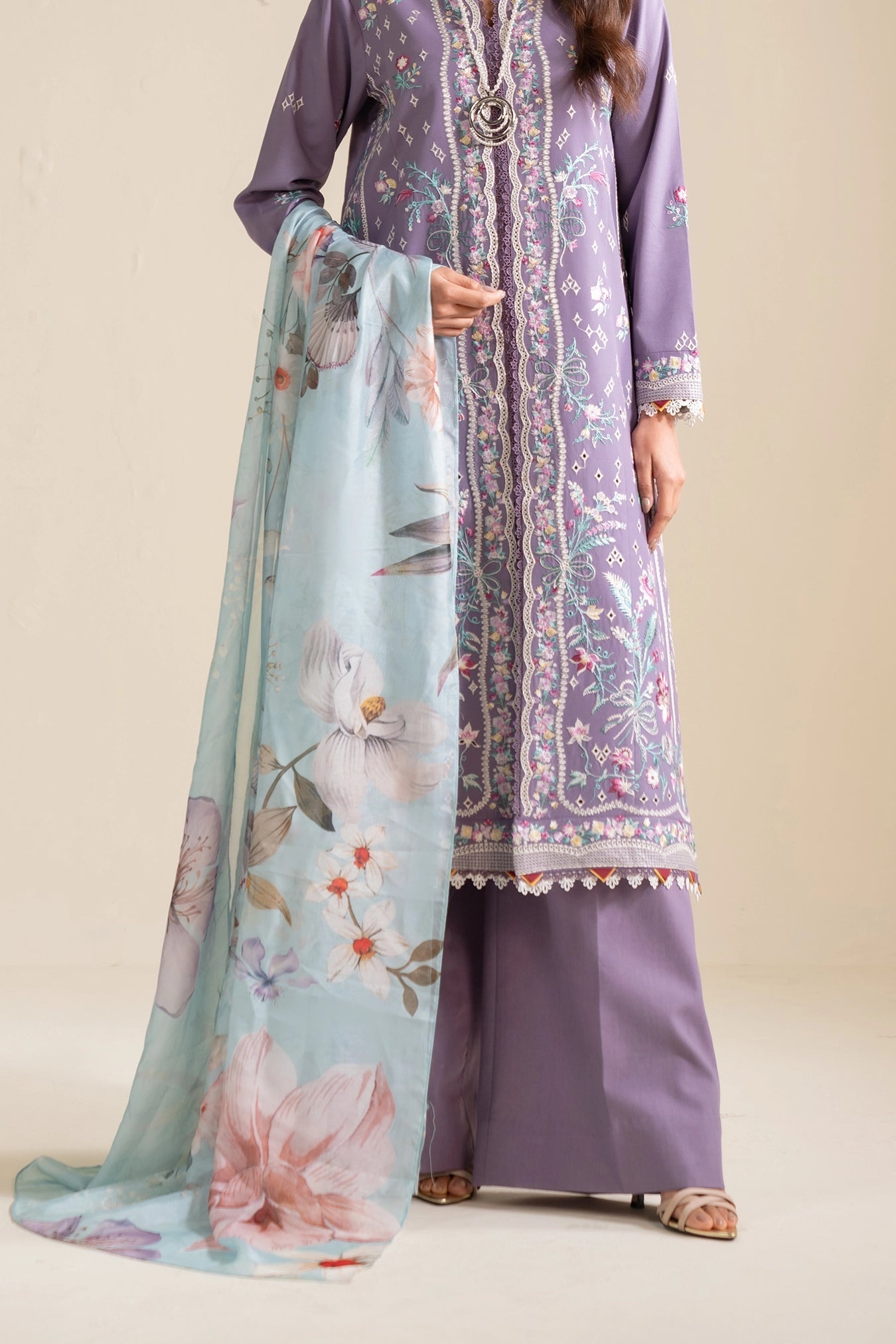 1 Piece Silk Dupatta Beyond East Official