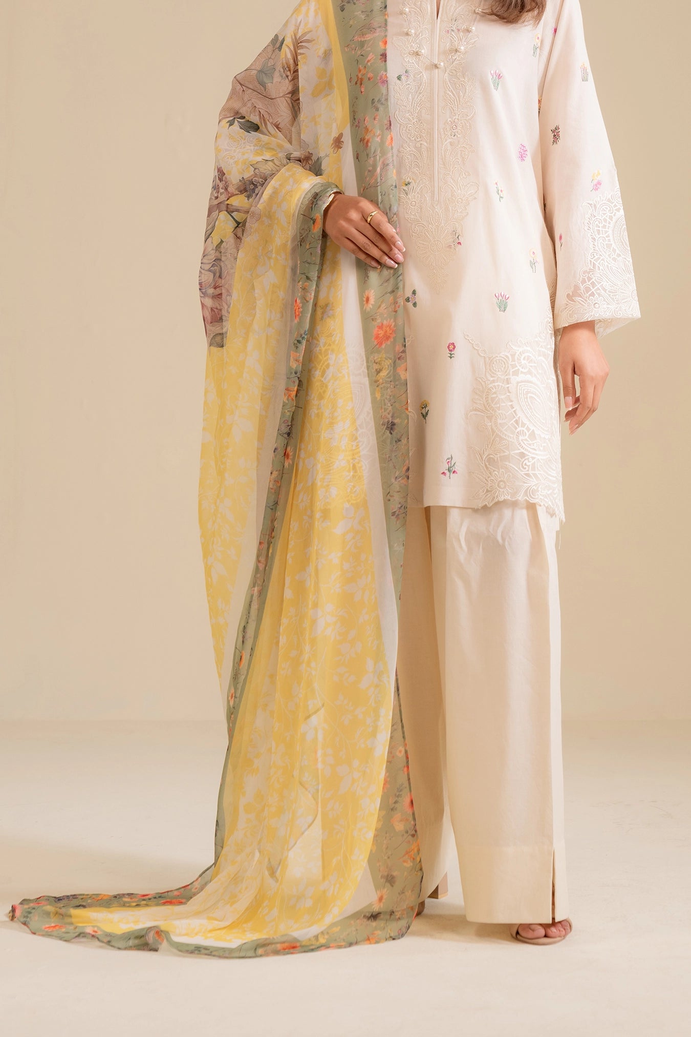 1 Piece Chiffon Dupatta Beyond East Official