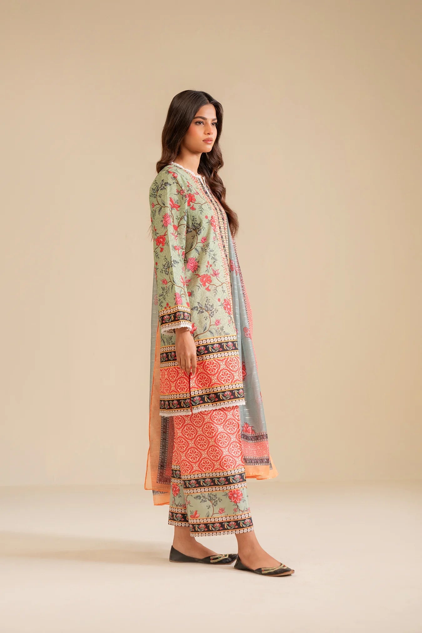 3 Piece Printed Suit Pret SS - 25