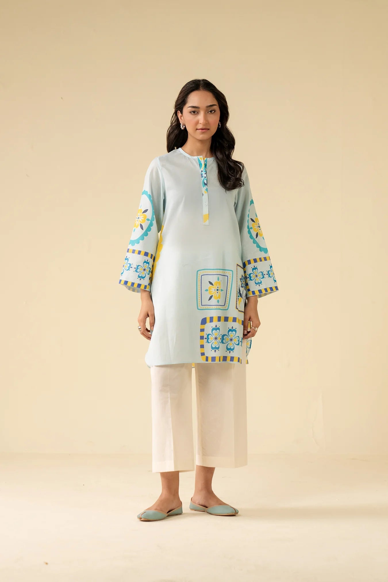1 Piece Printed Lawn Shirt Pret SS - 25