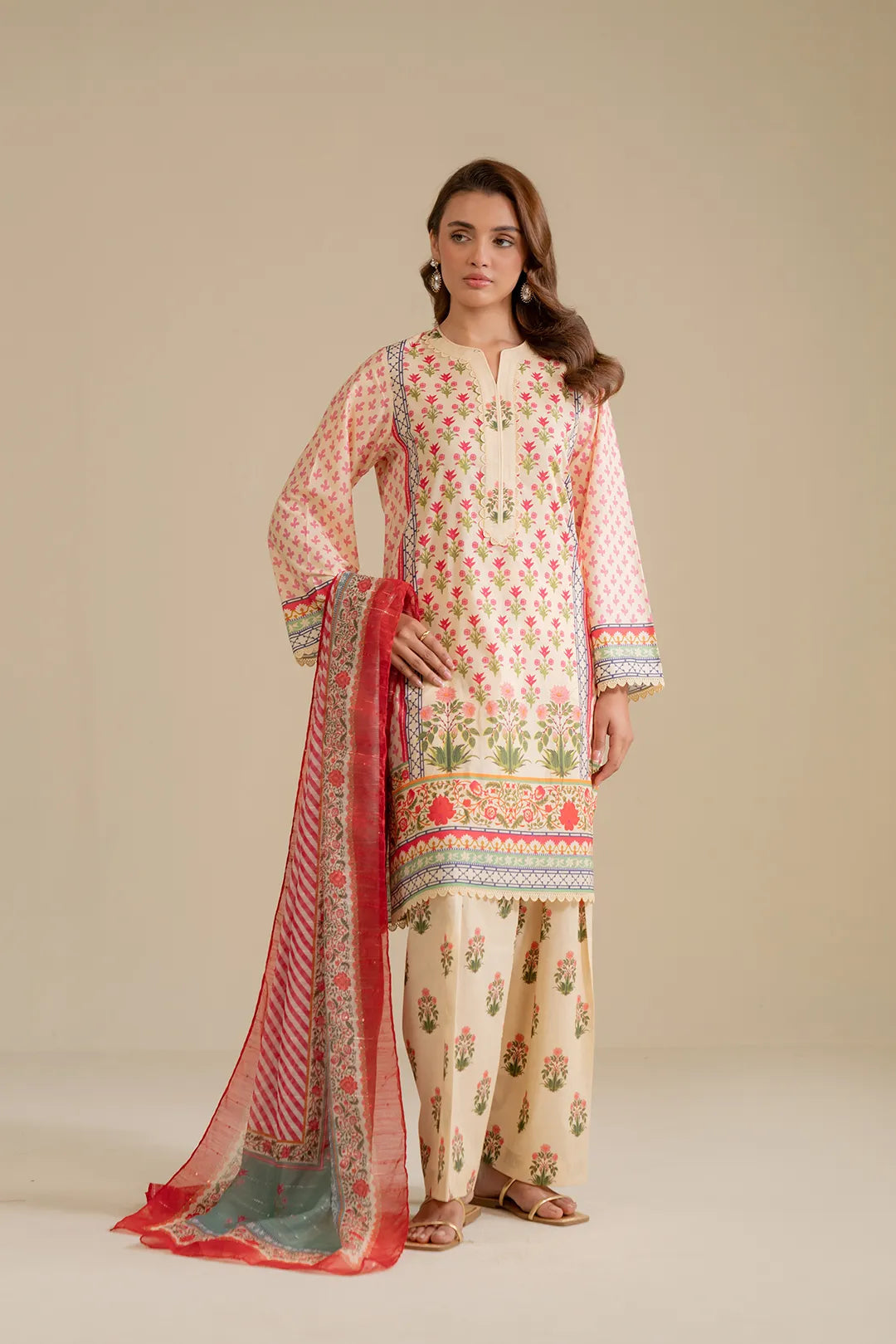 3 Piece Printed Lawn Suit Pret SS - 25