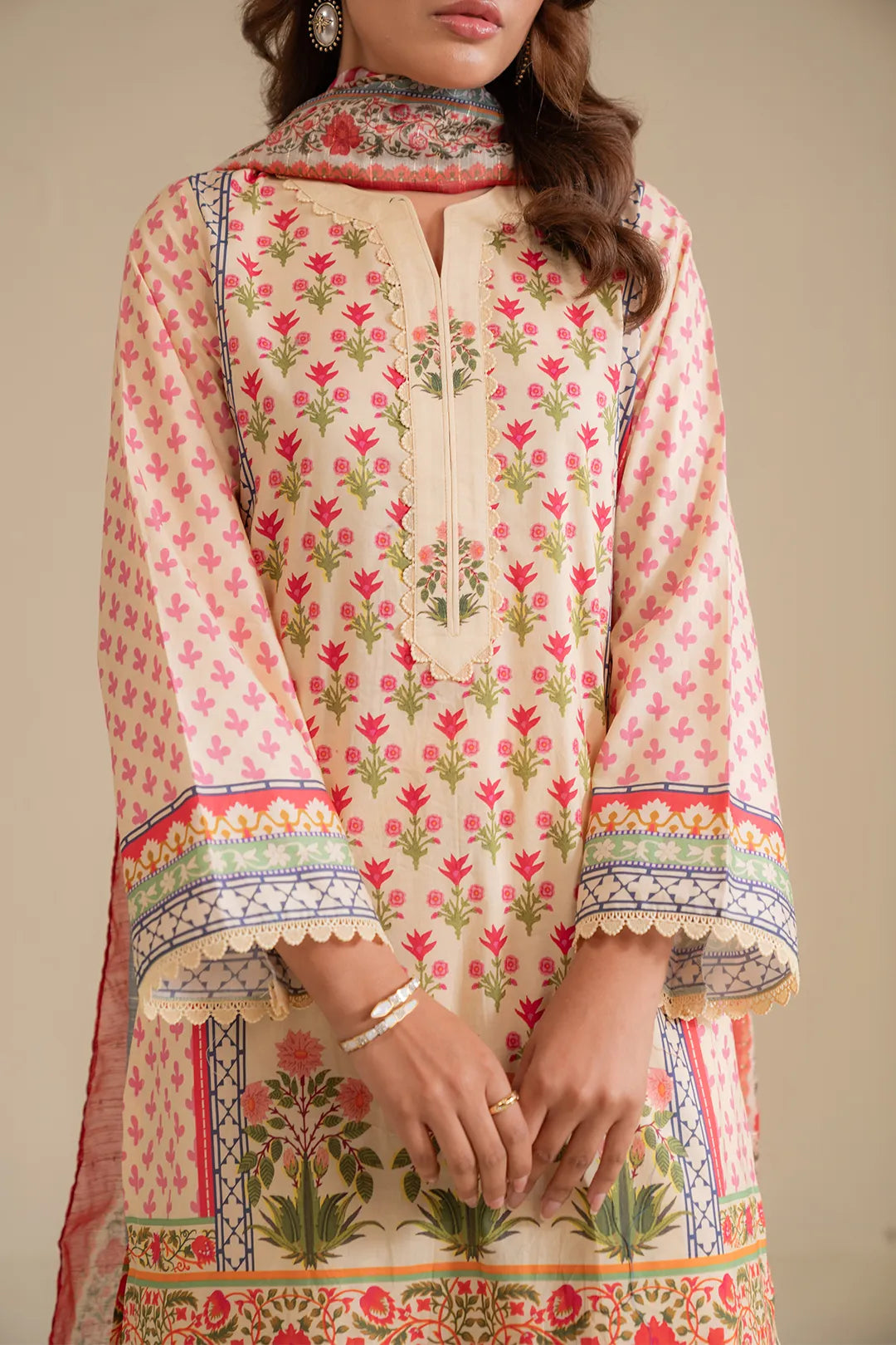 3 Piece Printed Lawn Suit Pret SS - 25