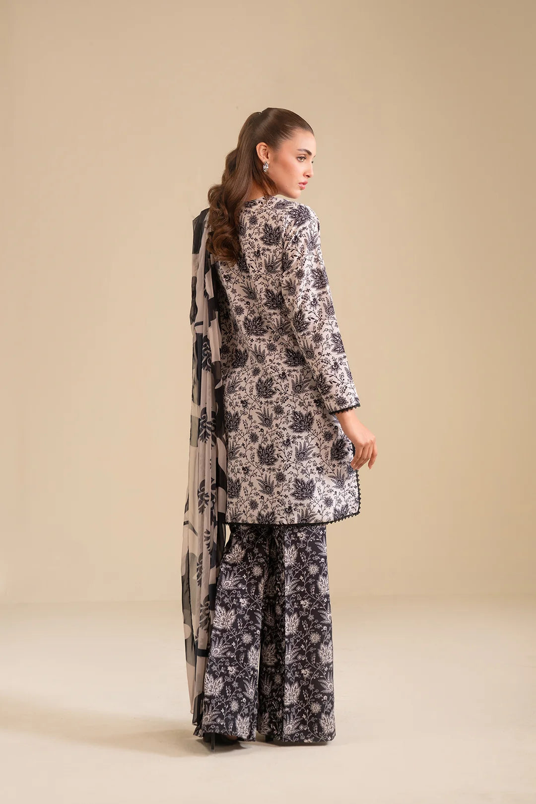 3 Piece Printed Suit Pret SS - 25