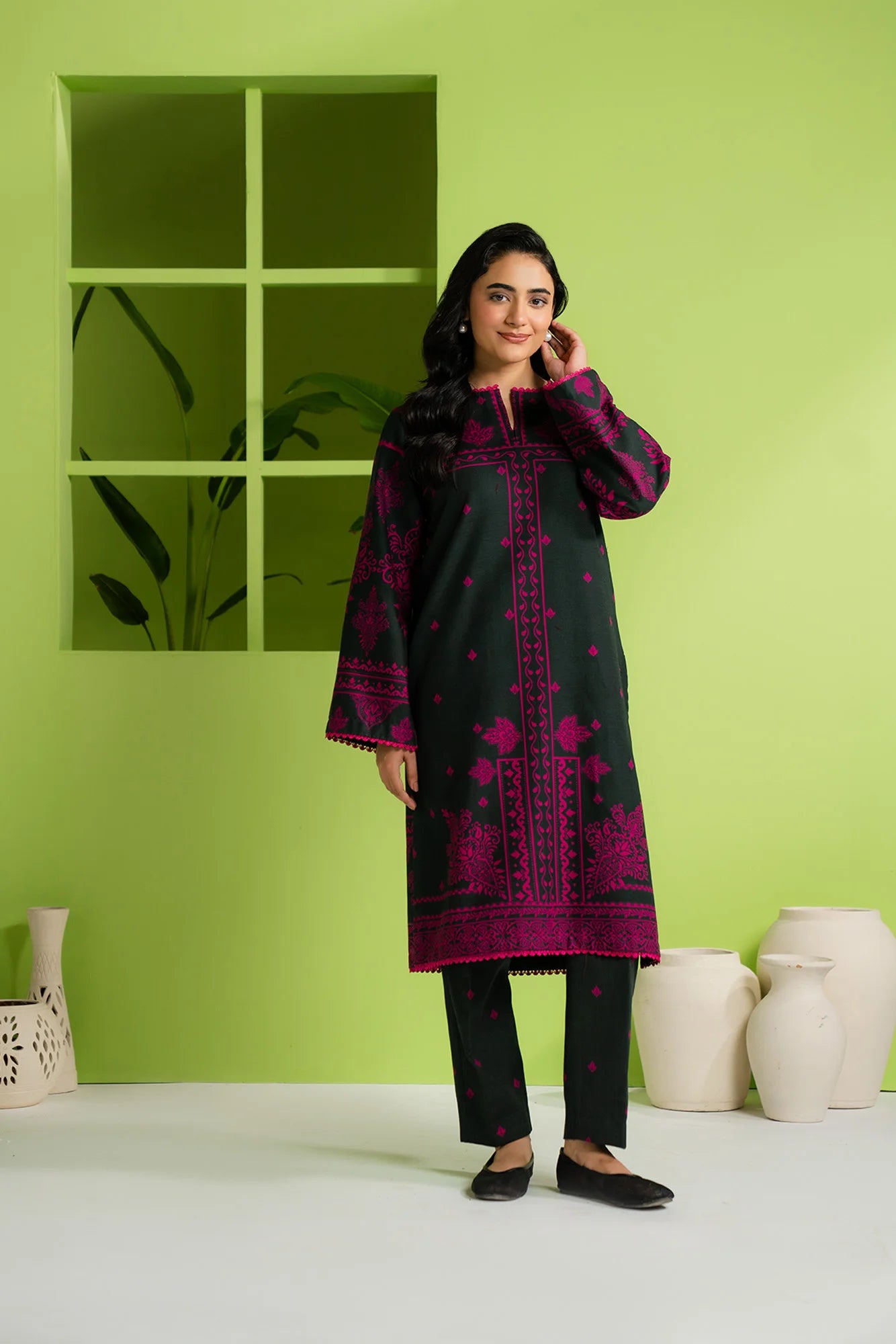2 Piece Printed Khaddar Suit