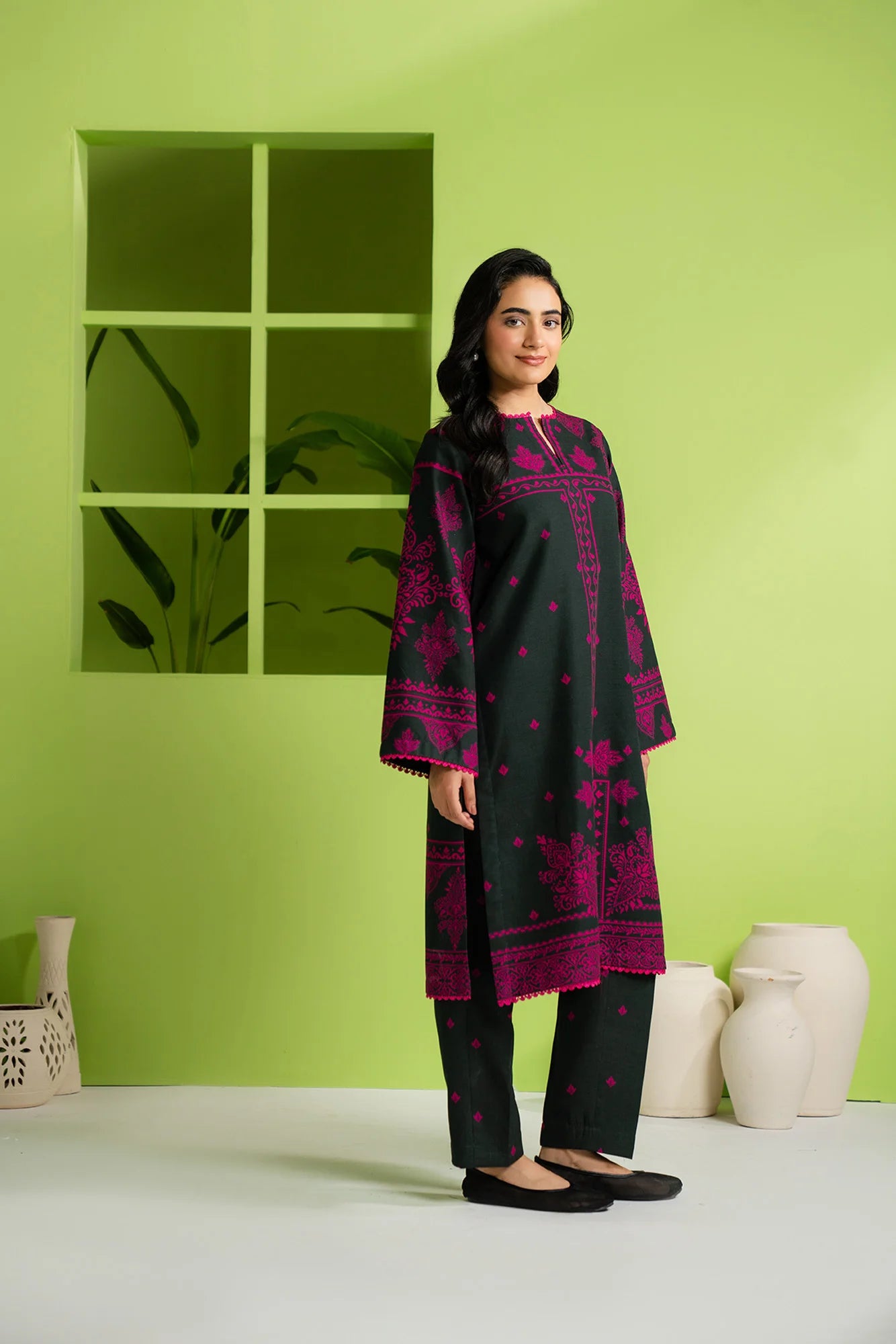 2 Piece Printed Khaddar Suit