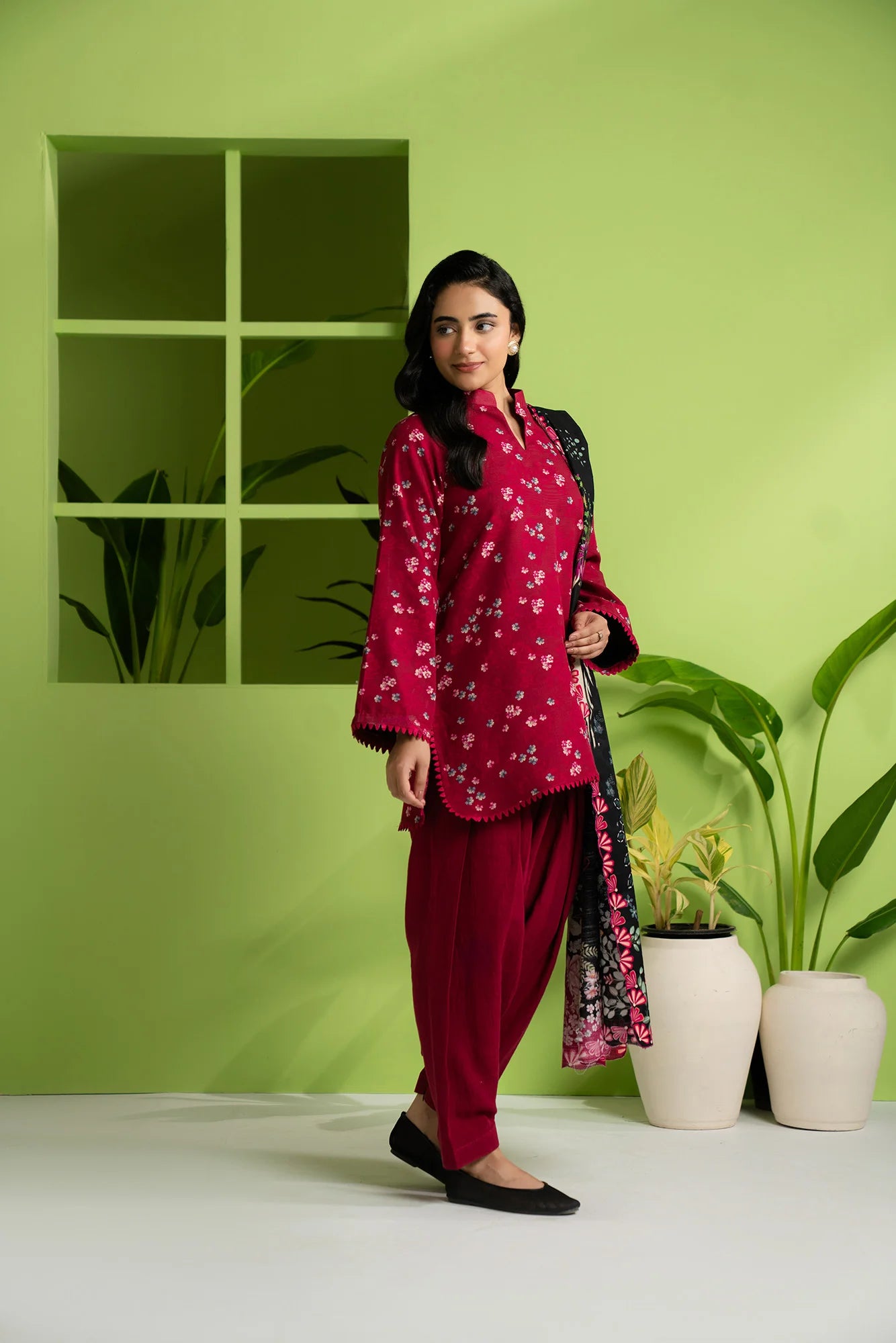 3 Piece Printed Khaddar Suit