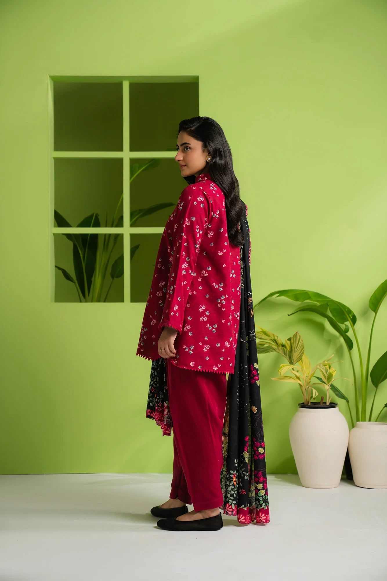 3 Piece Printed Khaddar Suit