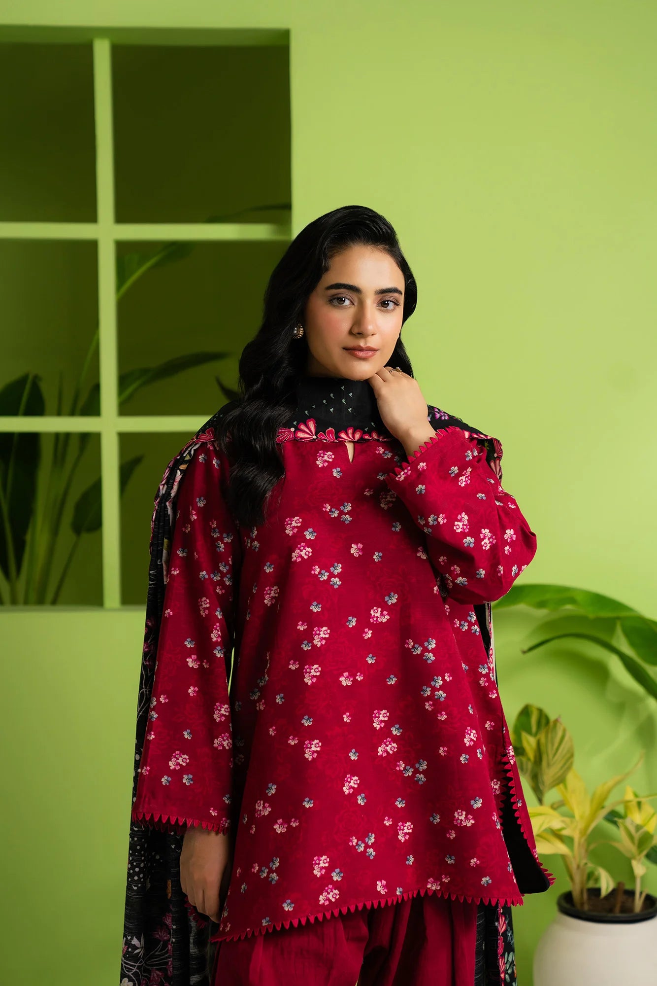 3 Piece Printed Khaddar Suit