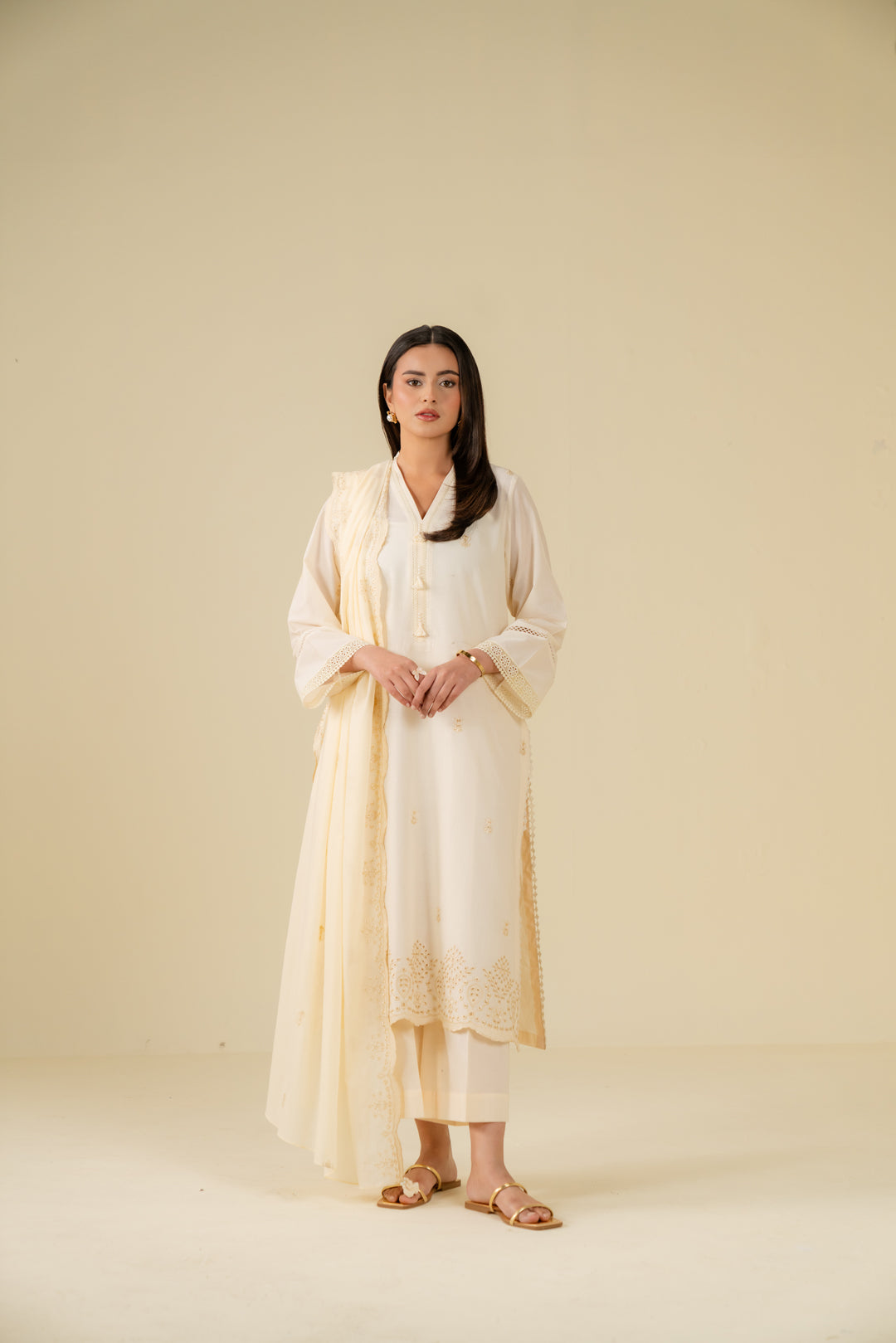 3 Piece Embroidered Lawn Suit Beena