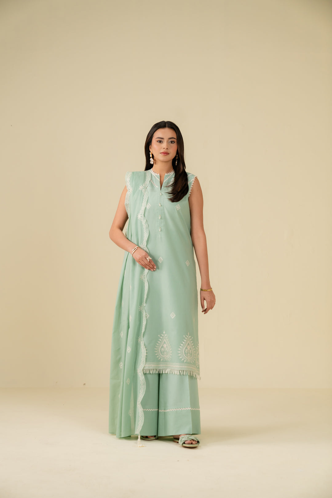 3 Piece Embroidered Lawn Suit Beena