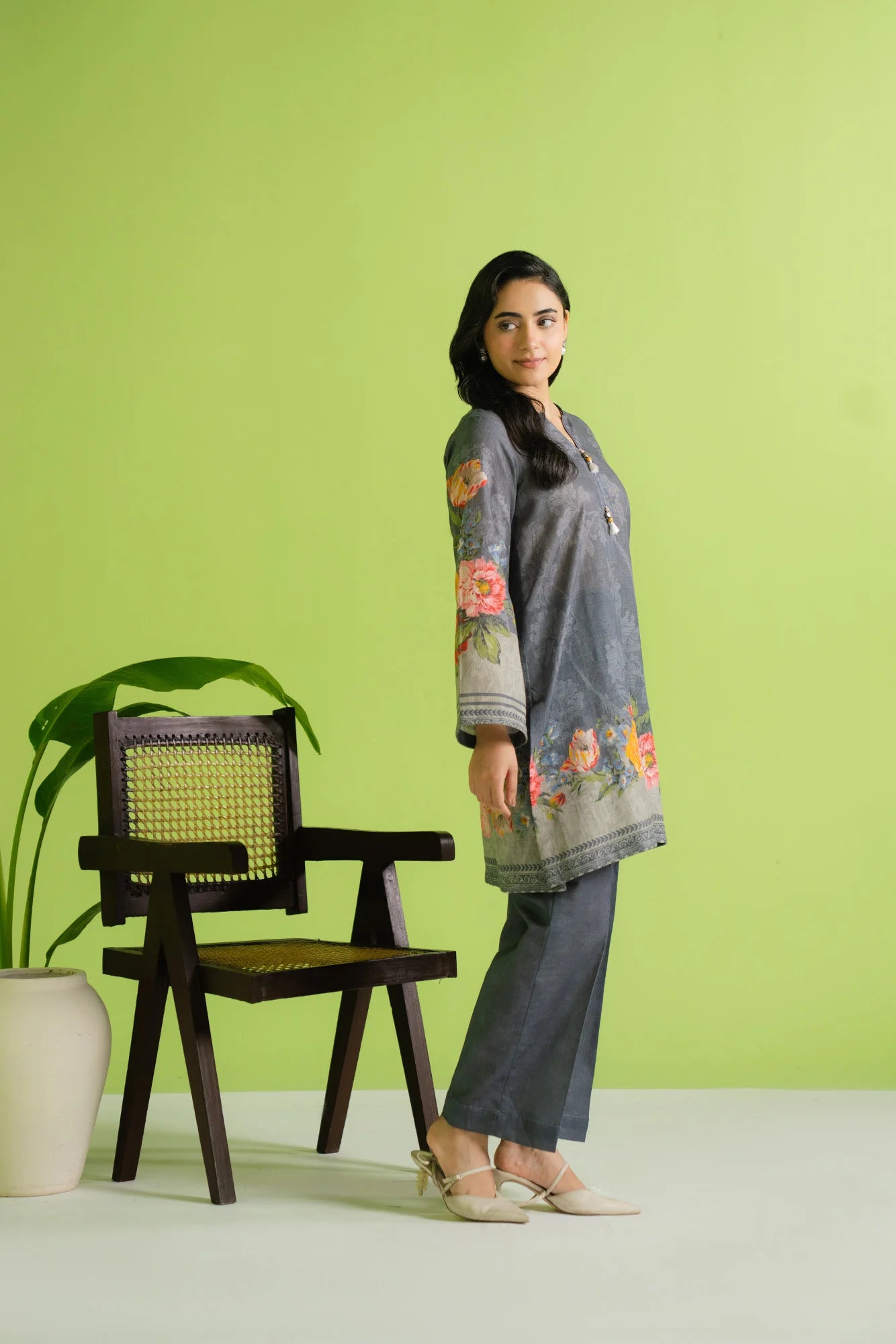 2 Piece Printed Khaddar Suit