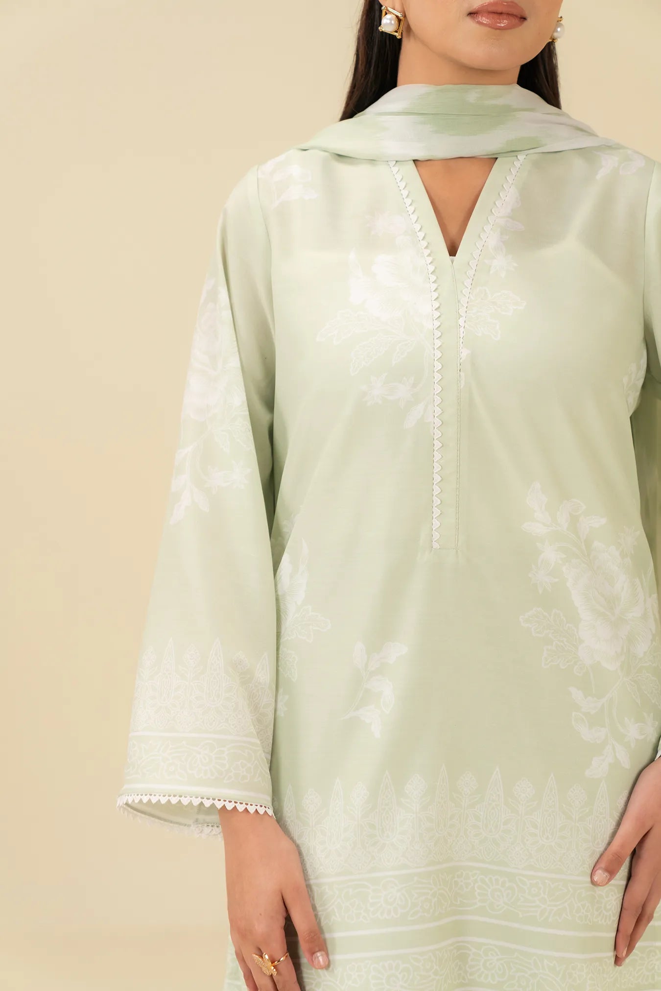 3 Piece Printed Lawn Suit Pret SS - 25
