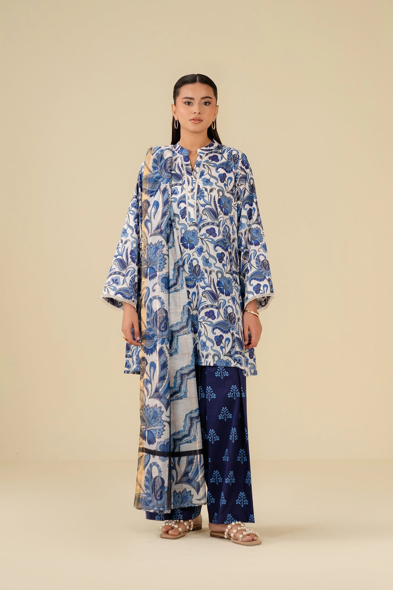 3 Piece Printed Suit Pret SS - 25
