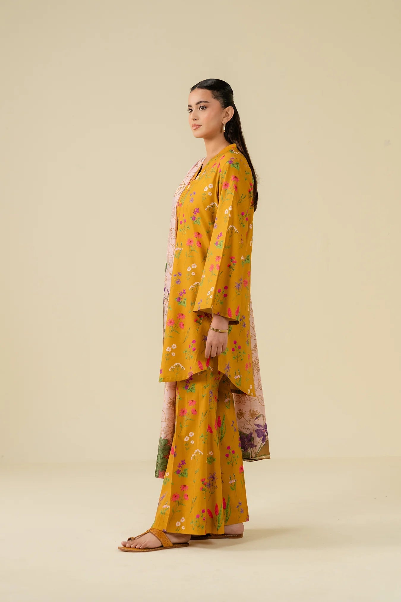 3 Piece Printed Lawn Suit Pret SS - 25