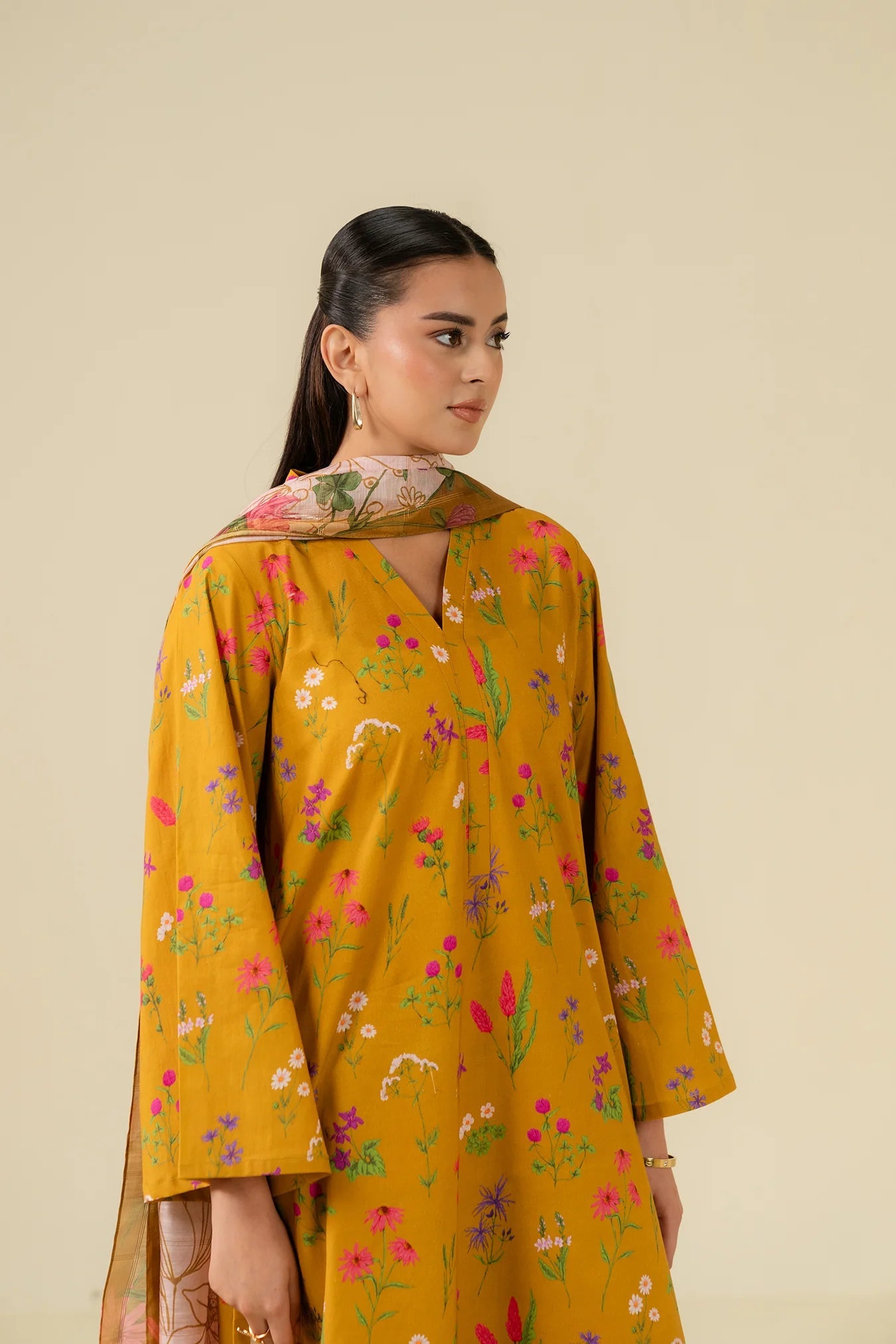 3 Piece Printed Lawn Suit Pret SS - 25
