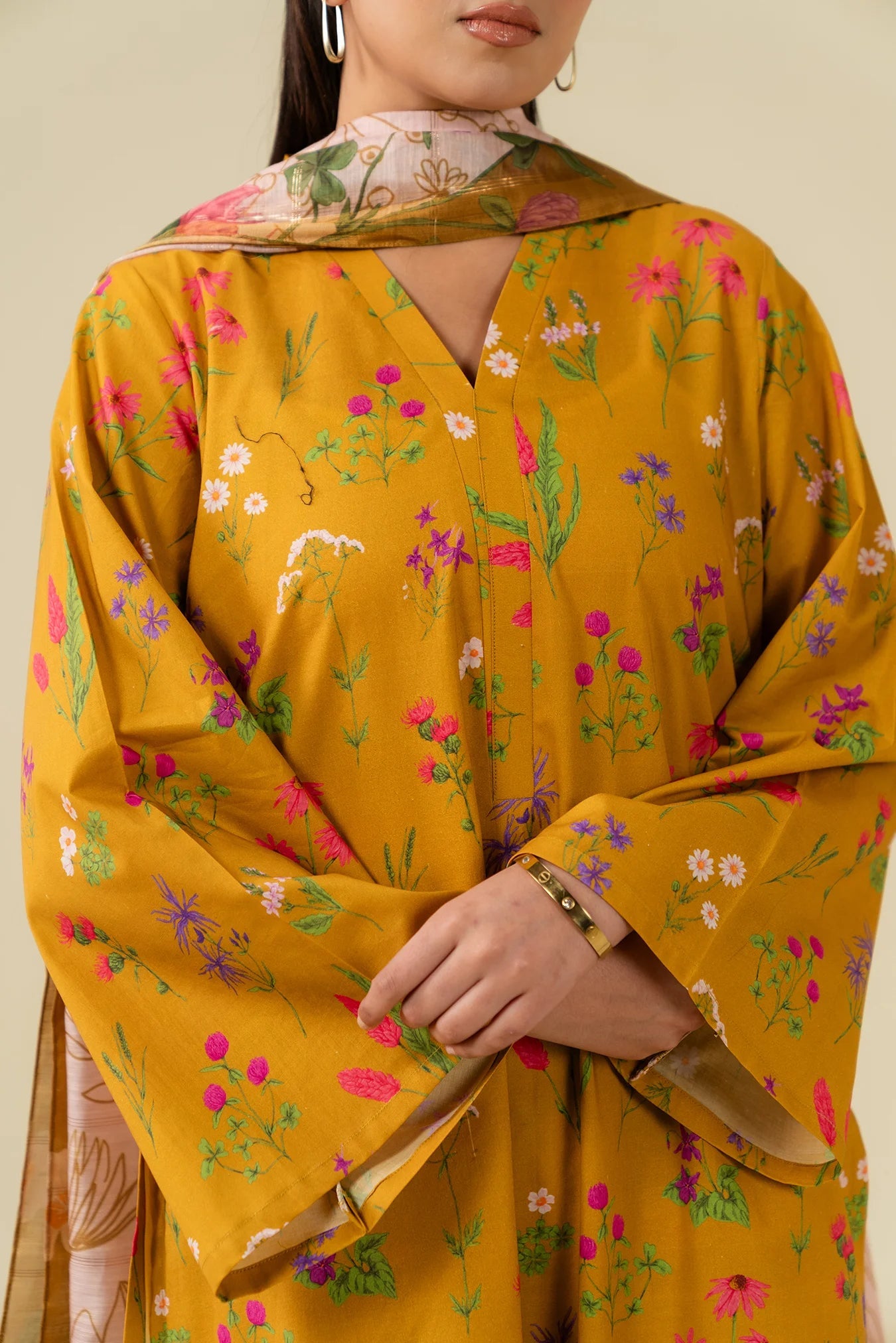 3 Piece Printed Lawn Suit Pret SS - 25