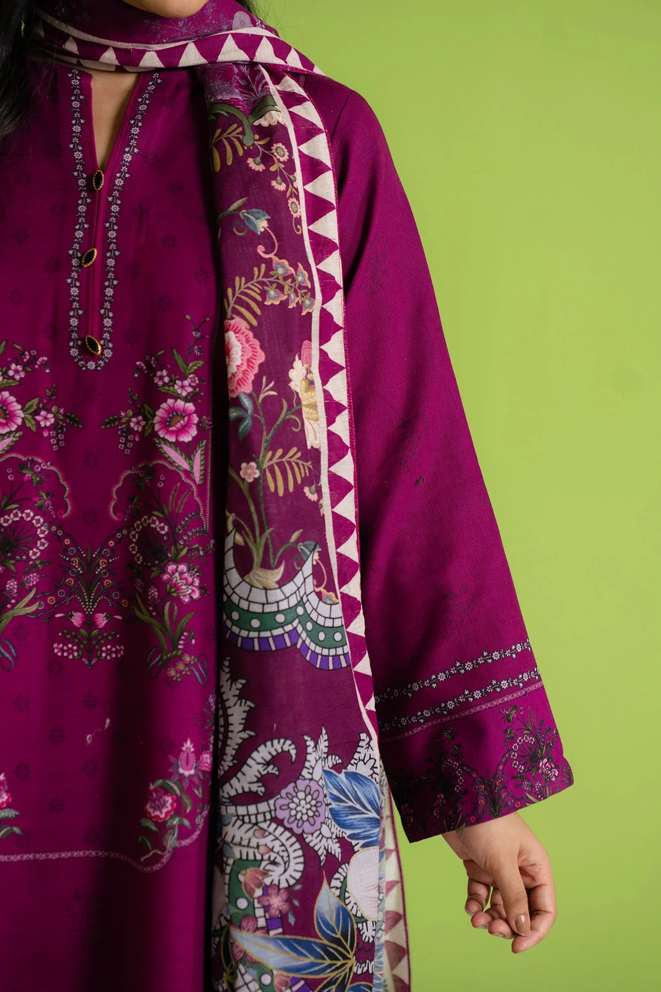 3 Piece Printed Khaddar Suit