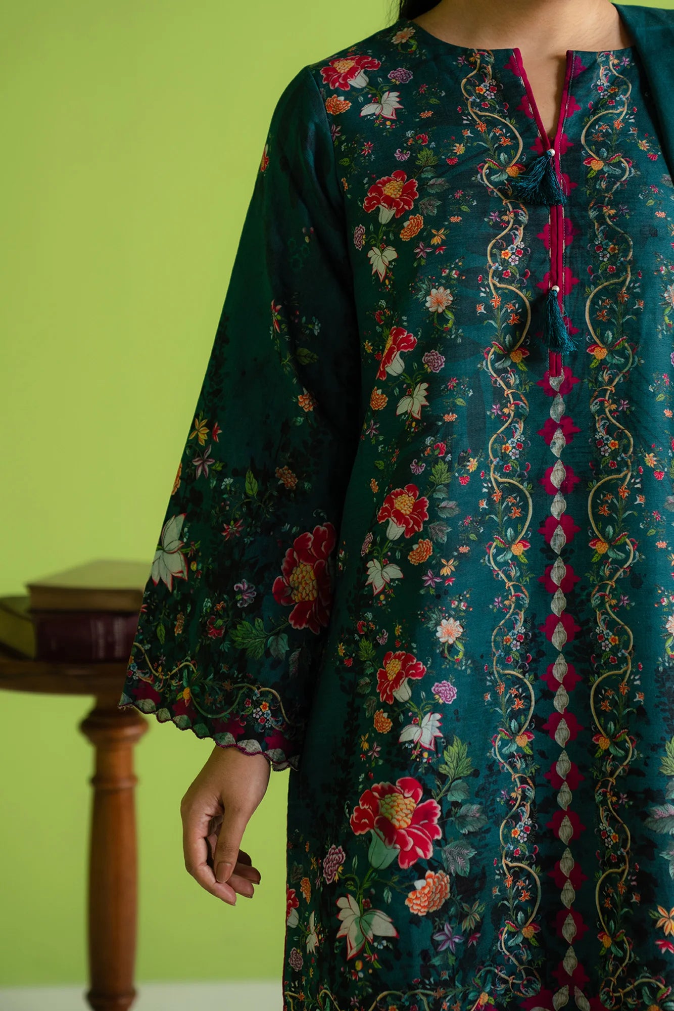 2 Piece Printed Khaddar Suit