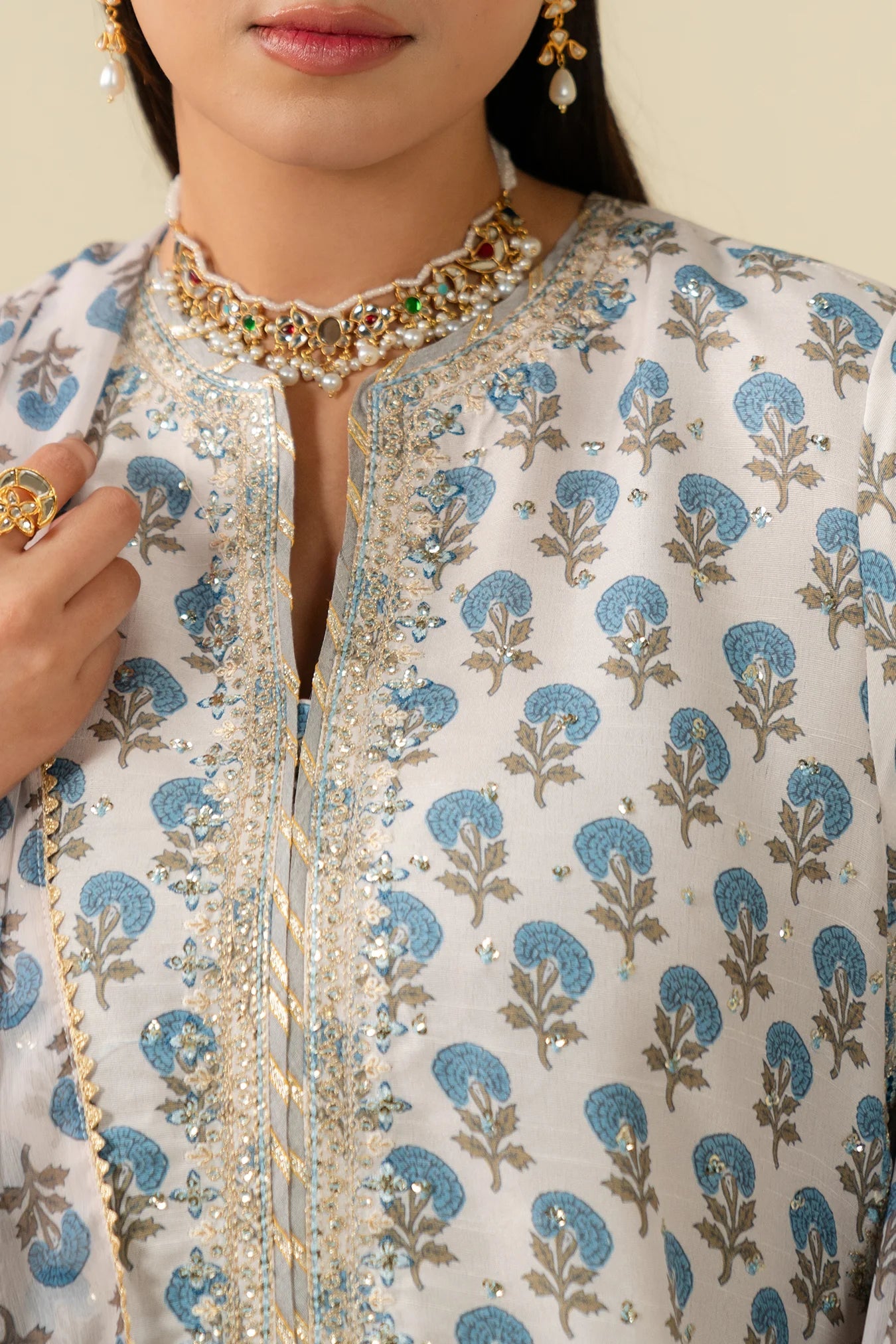 3 Piece Embroidered Raw Silk Suit Pret SS - 25