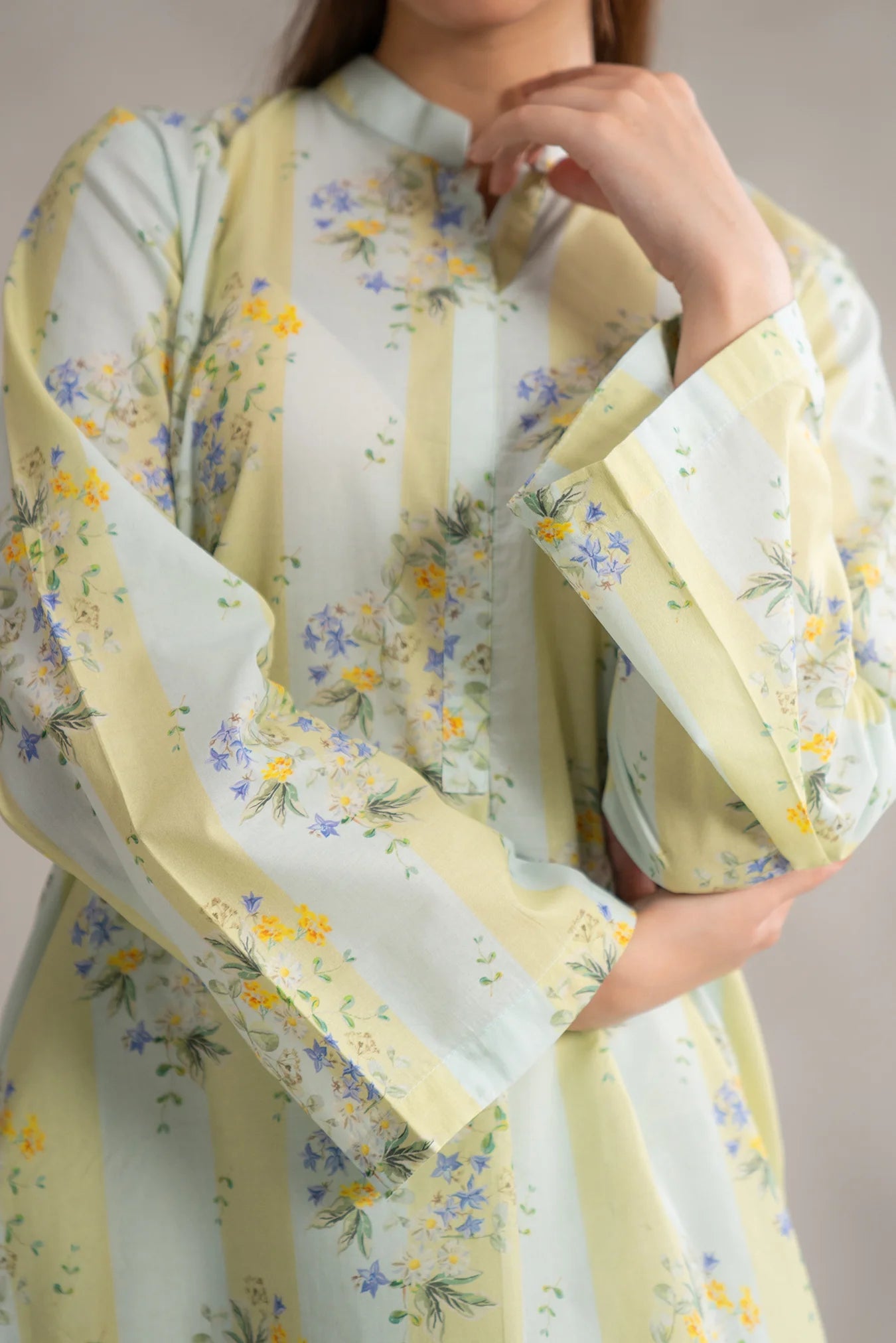 2 Piece Printed Lawn Suit Pret SS - 25