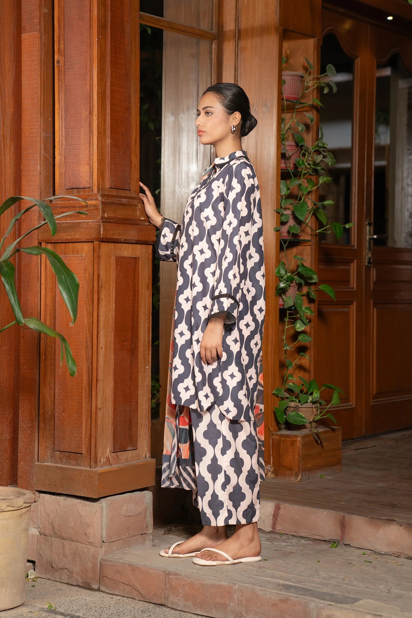 3 Piece Printed Suit Pret SS - 25