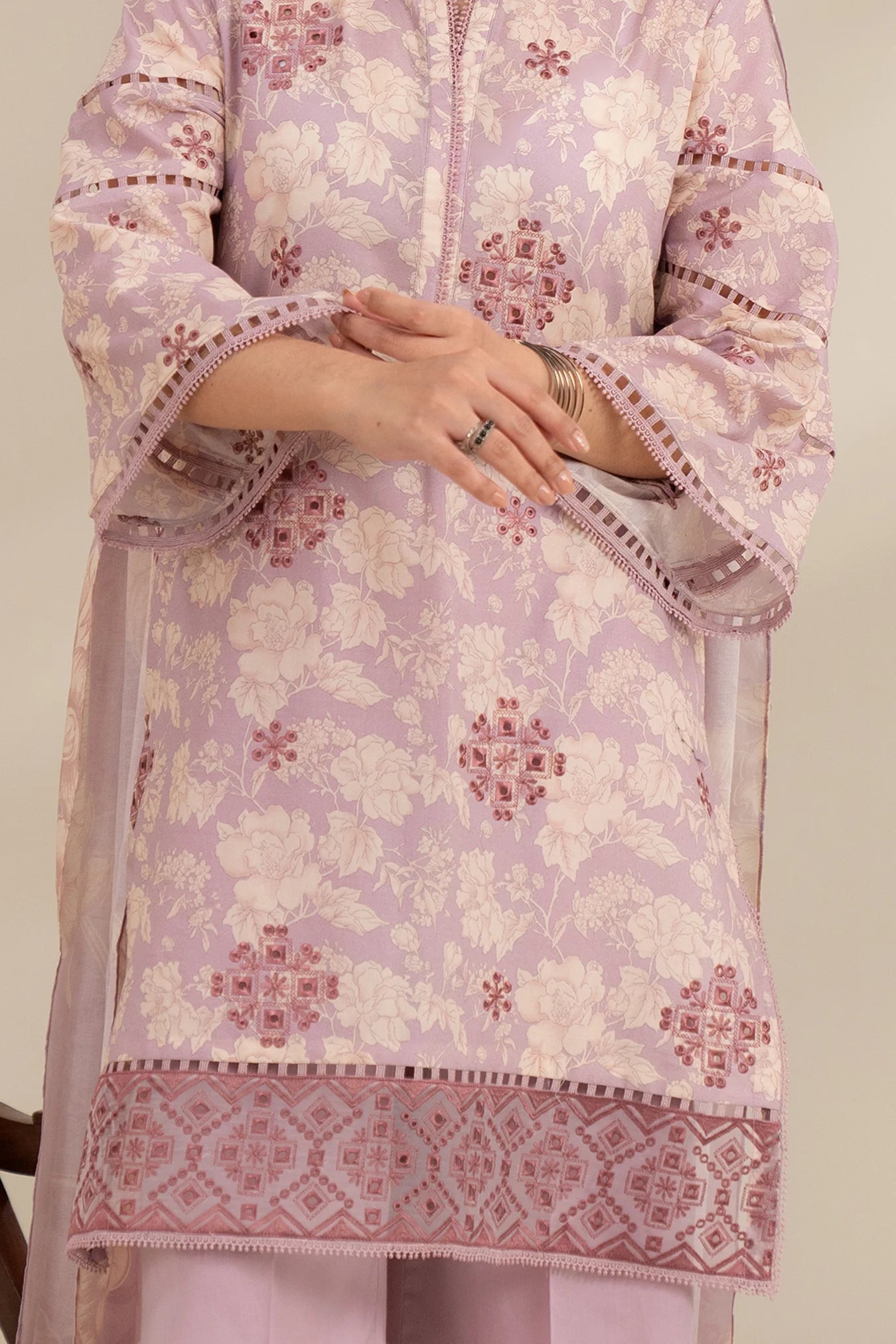 3 Piece Embroidered Lawn Suit Unstitched Summer - 25