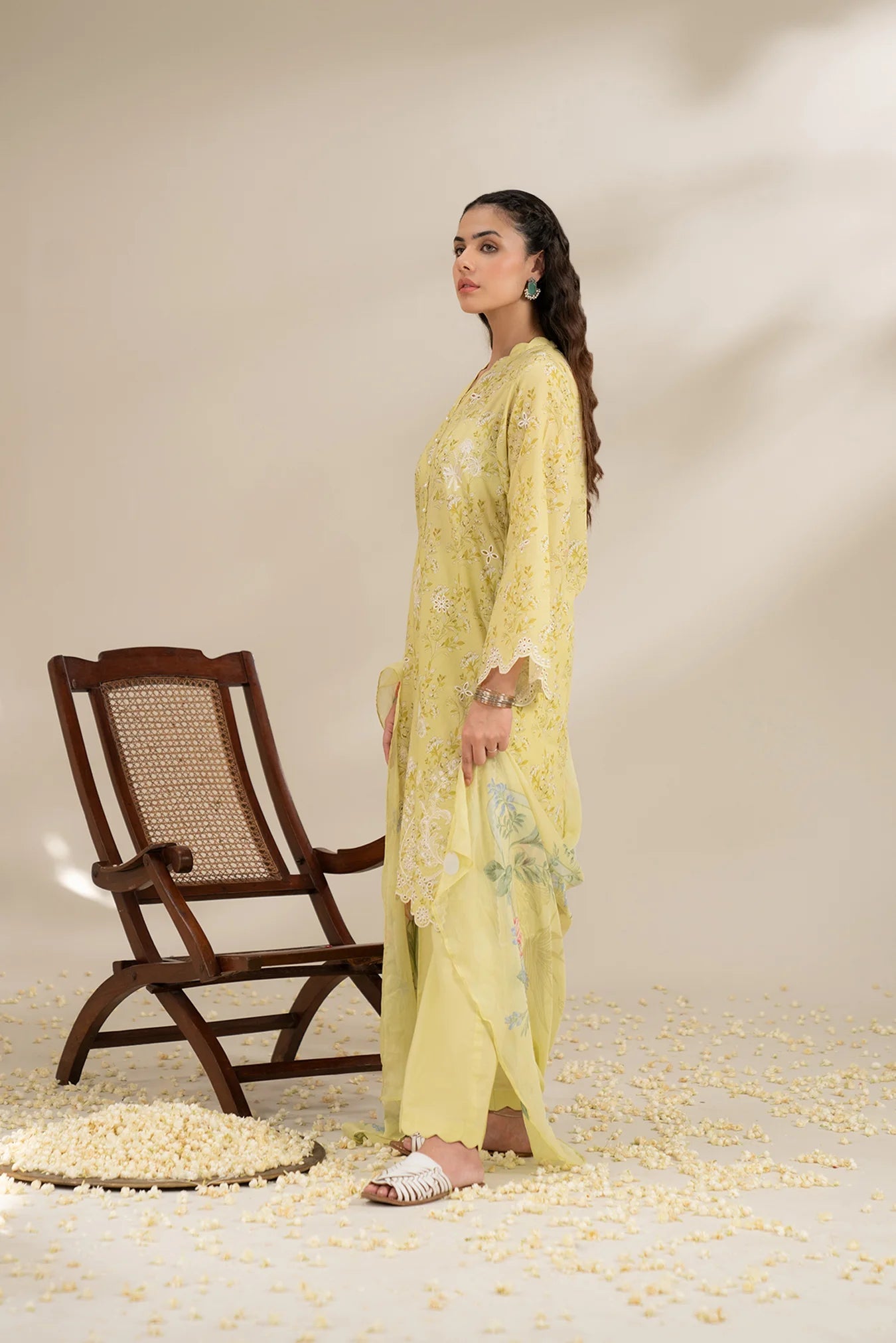 3 Piece Embroidered Lawn Suit Unstitched Summer - 25