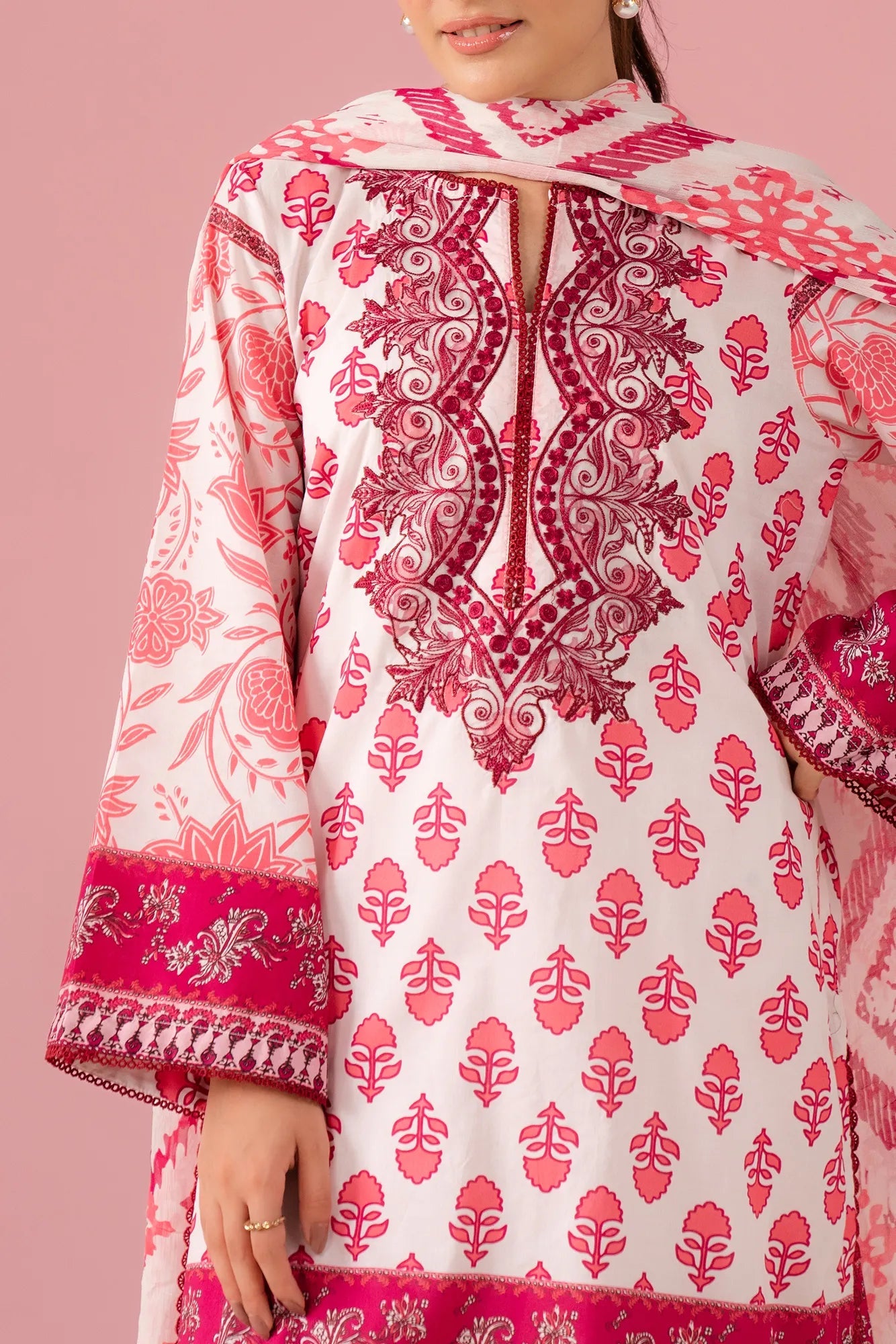 3 Piece Embroidered Lawn Suit Unstitched Summer - 25