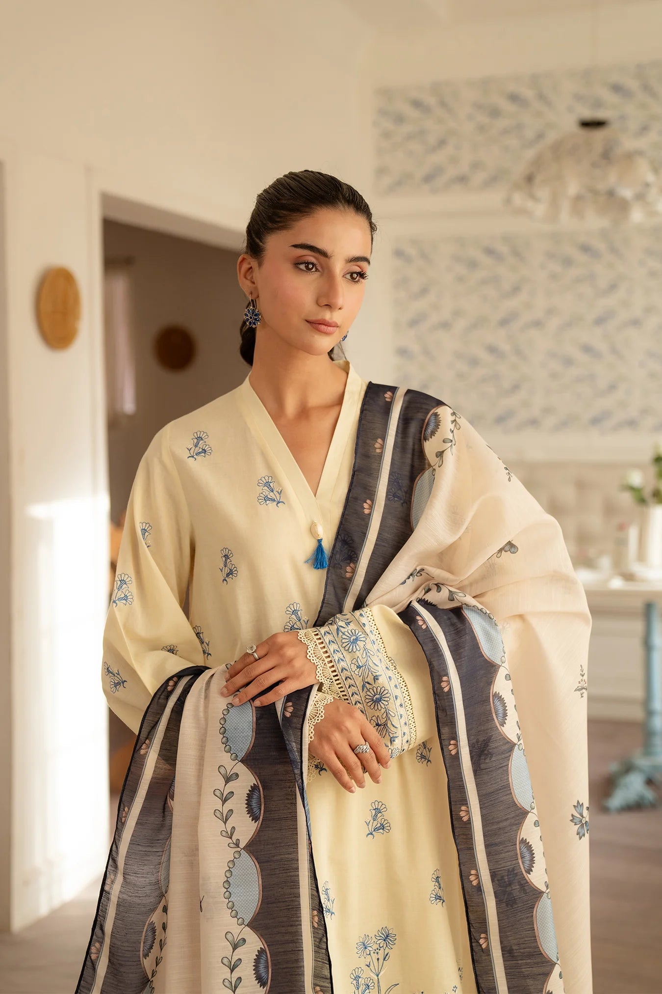 3 Piece Embroidered Lawn Suit Unstitched Summer - 25