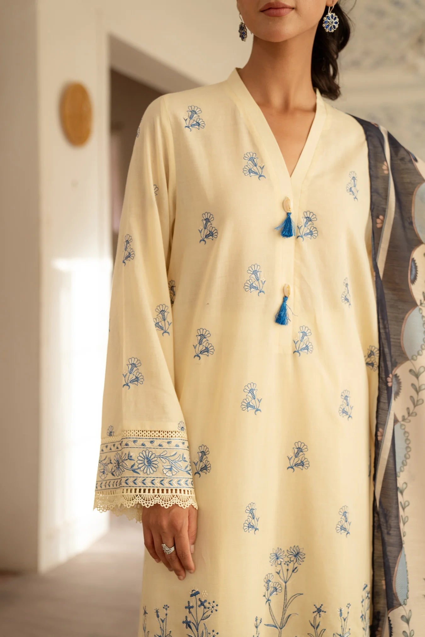 3 Piece Embroidered Lawn Suit Unstitched Summer - 25
