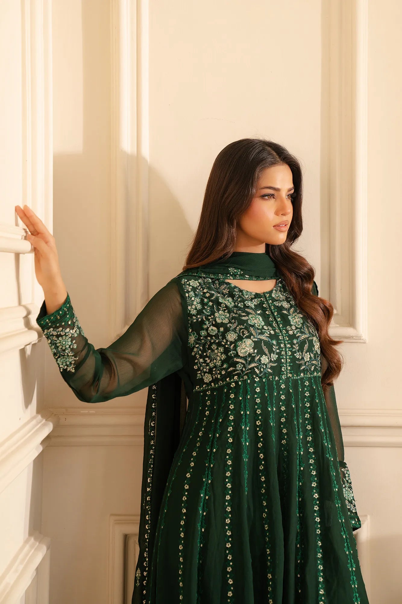 Deep green embroidered chiffon suits for women 2025