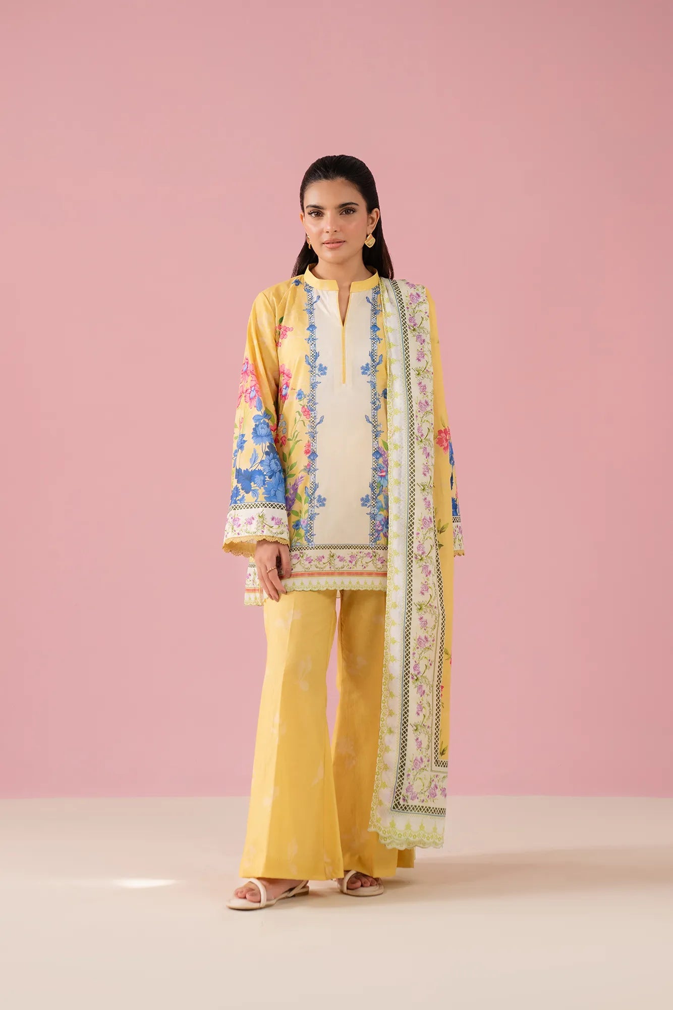 Dubai online lawn suits – yellow 3 piece printed lawn outfit with digital shirt, cambric trouser, and voile dupatta, stylish unstitched suits for women