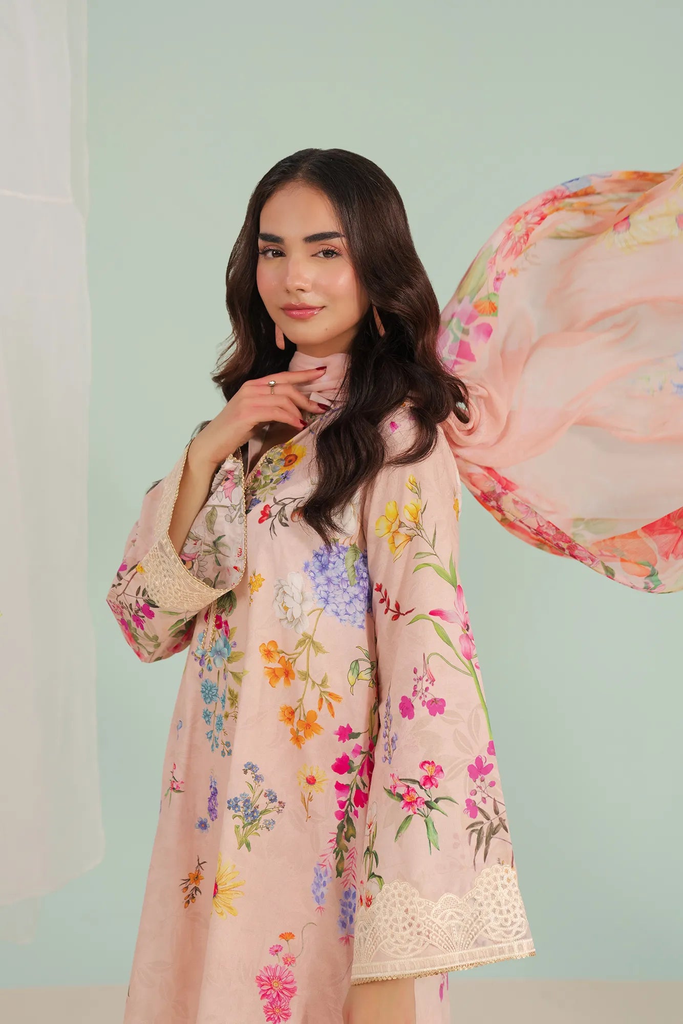 Elegant unstitched lawn suits online – peach 3-piece embroidered lawn with chiffon dupatta and cambric trouser, ethnic summer wear for women in Pakistan & abroad