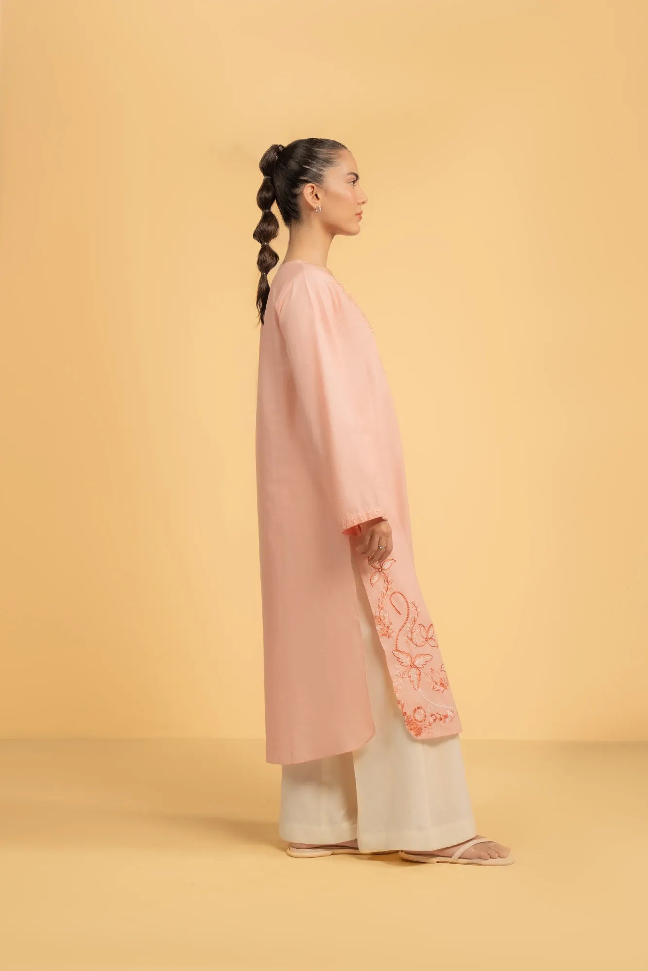 Embroidered Cambric Shirt Pret Winter - 25