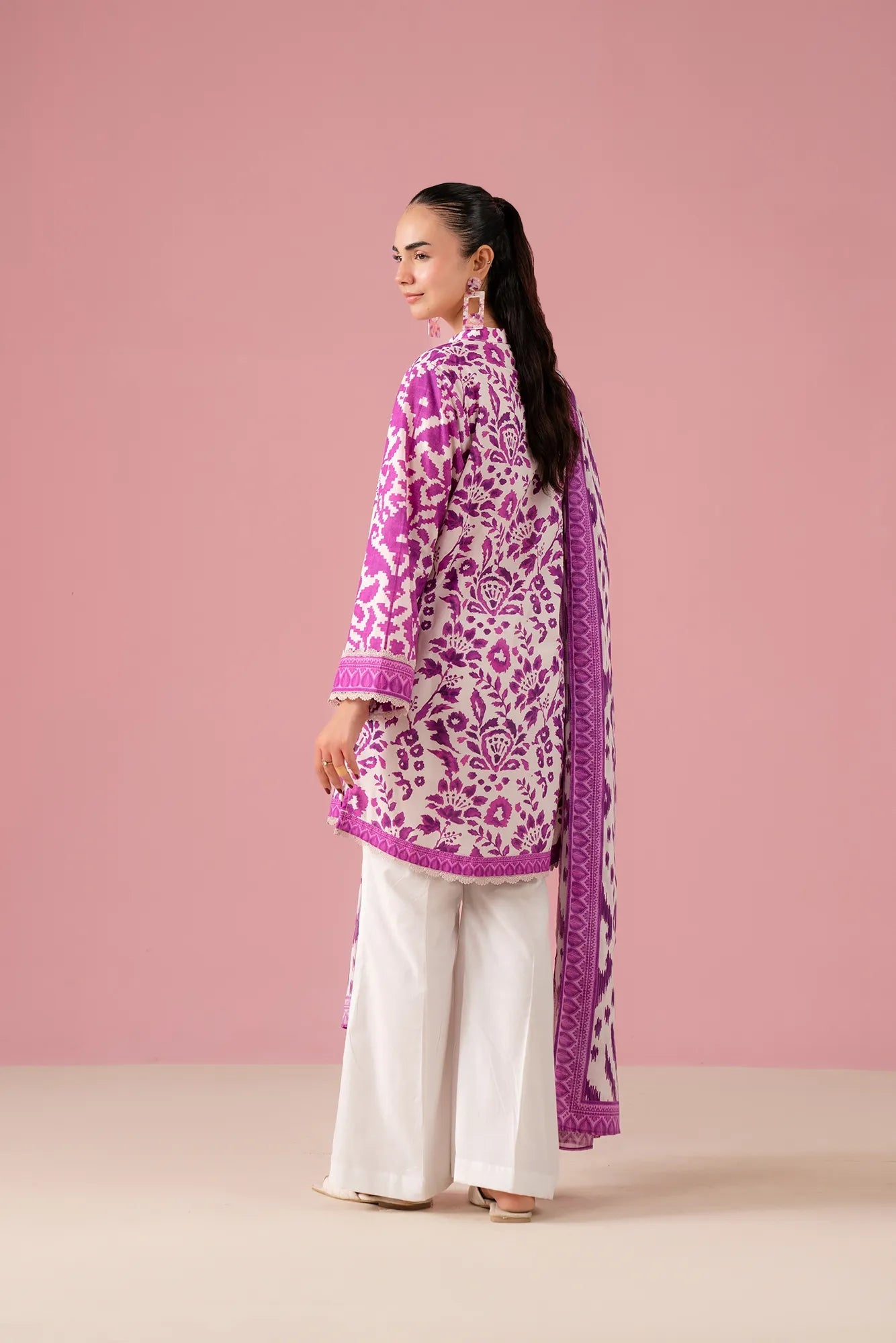 Islamabad 2 piece unstitched ladies suit – chic shk pink printed lawn dress with voile dupatta, graceful ethnic summer attire