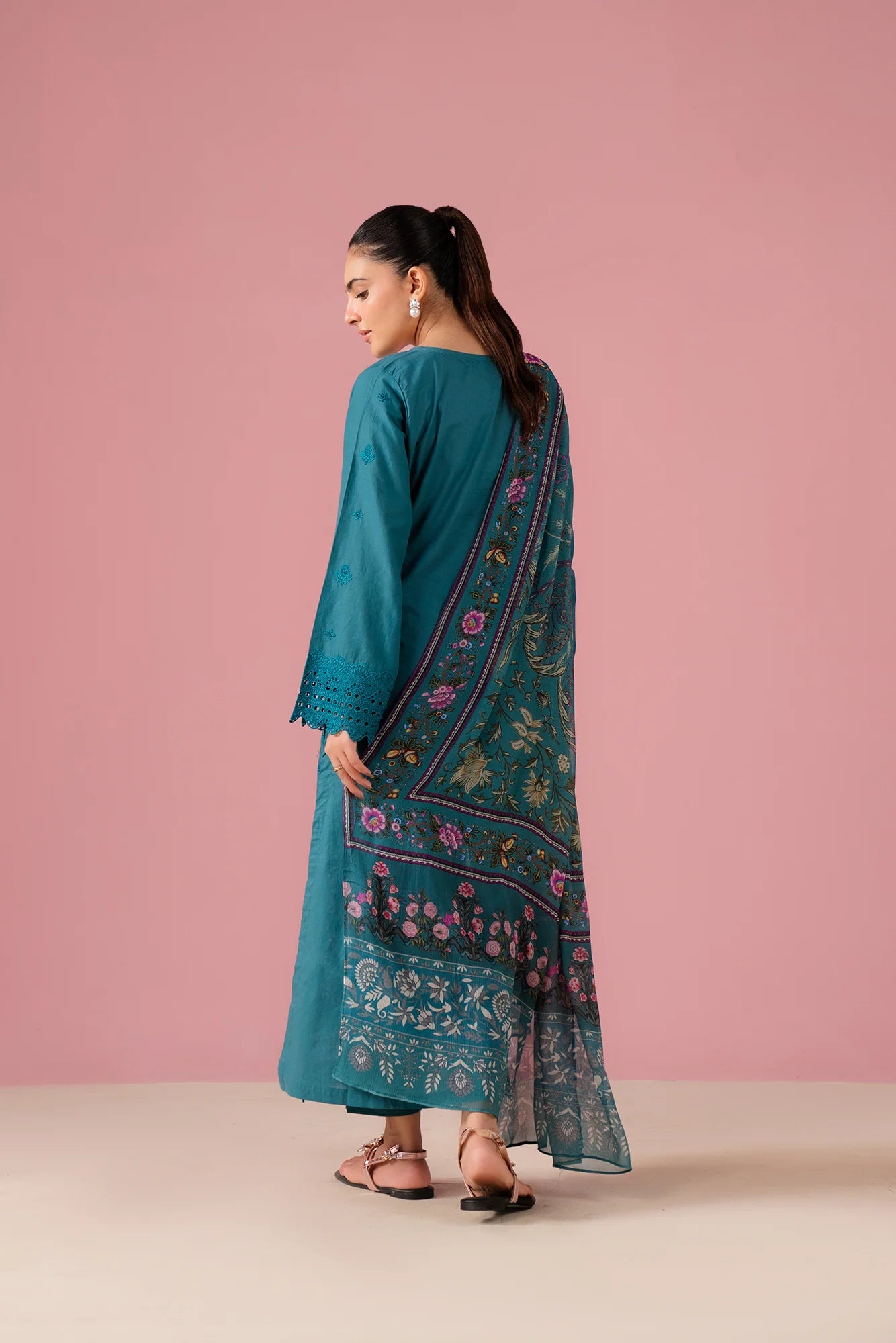 Luxury 3-piece embroidered lawn dress with silk printed dupatta, perfect for women living in Gujrat's Bilal Town high-end residential area