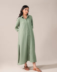 Minimalist long shirt for women in Pakistan – perfect for 14 August outfit ideas