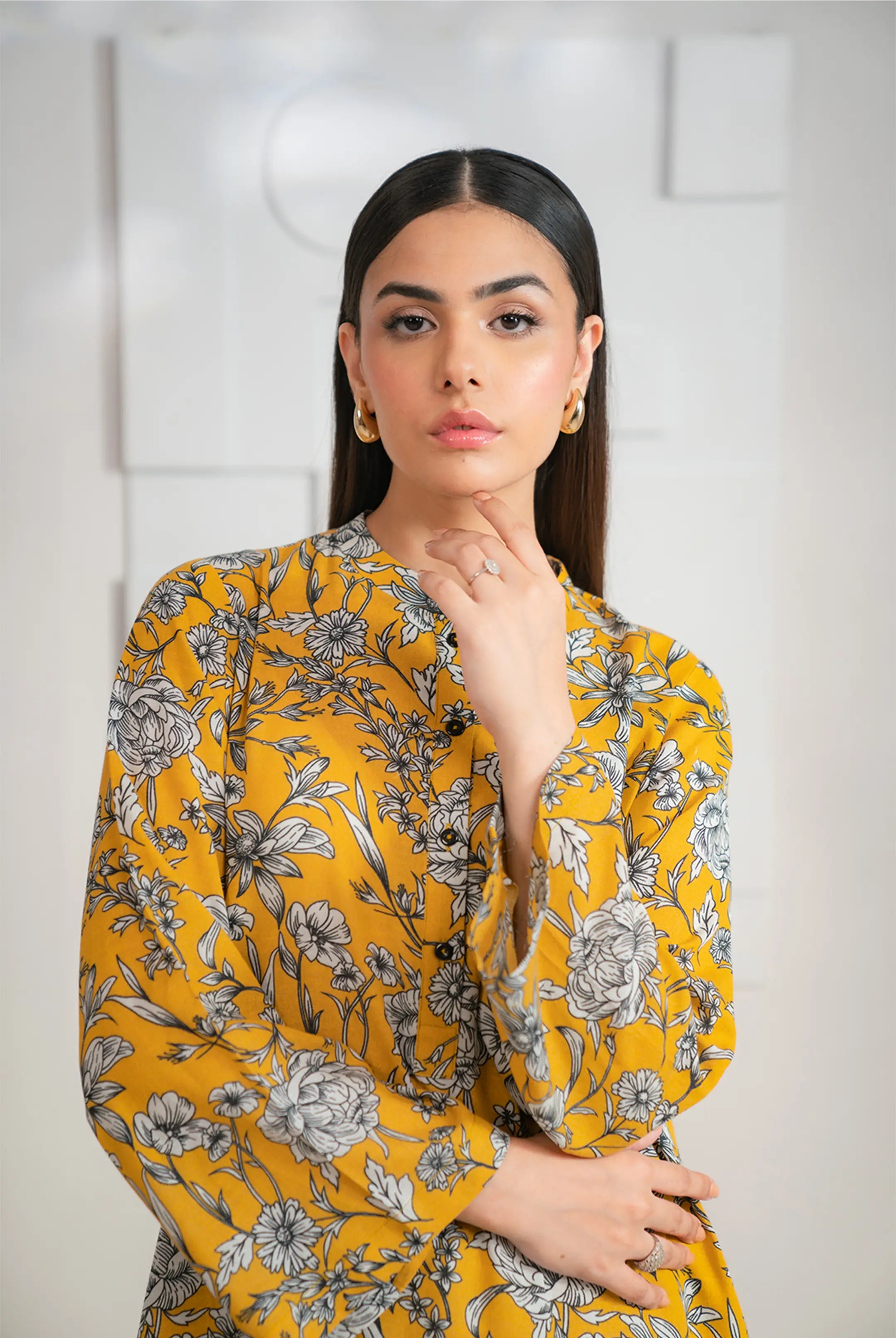 Shop_2-Piece_Karandi_Suit_with_Floral_Print_Ideal_for_Women_s_Fashion_in_Pakistan