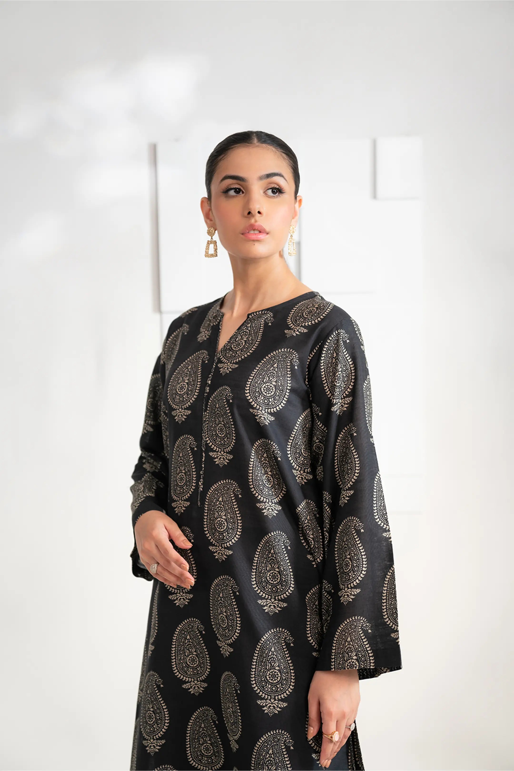 2 Piece Printed Khaddar Suit Pret Winter-24