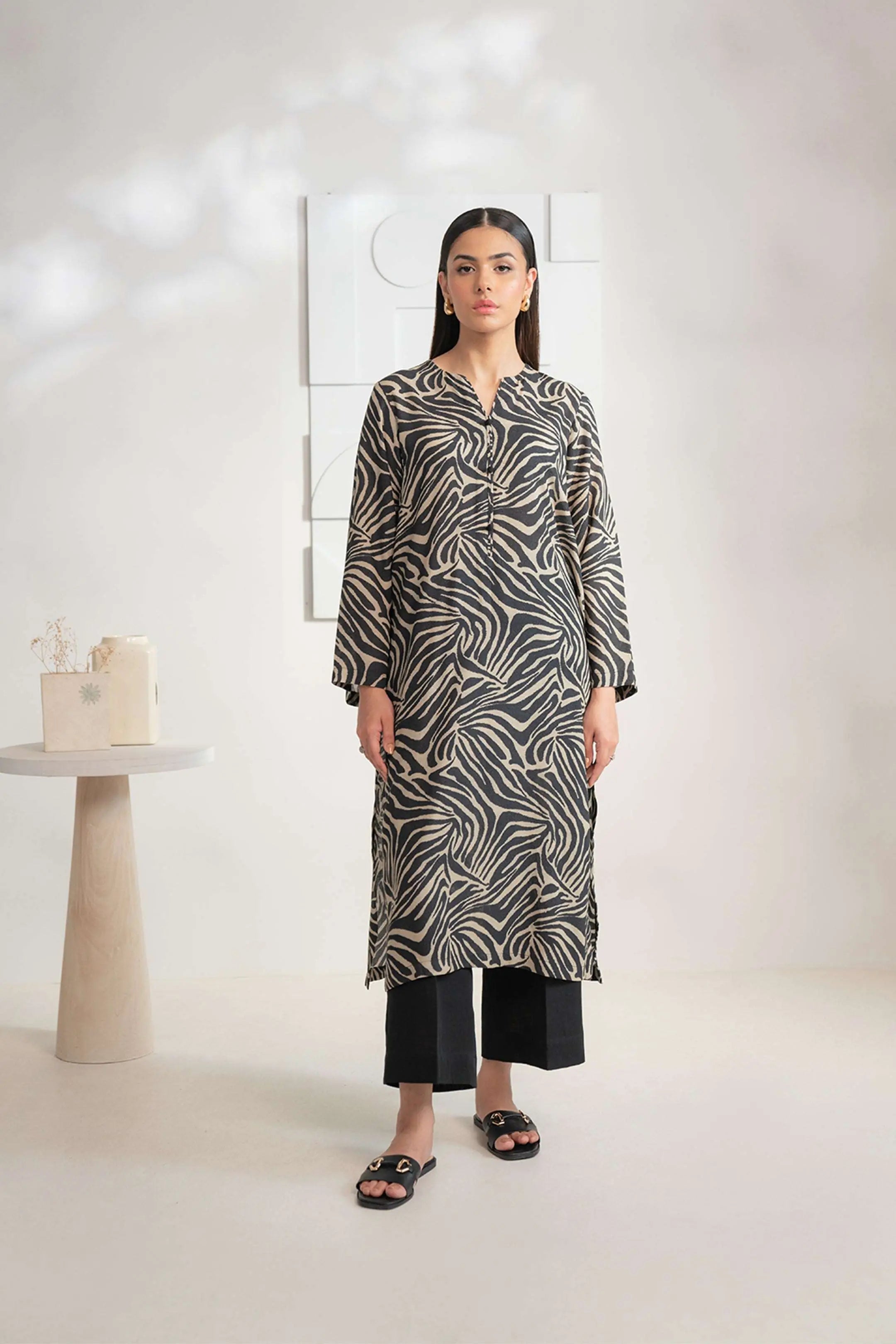 1 Piece Printed Karandi Shirt Pret Winter-24
