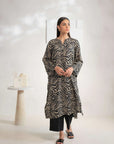 Shop_women_s_printed_Karandi_shirt_with_bold_zebra_pattern_a_versatile_outfit_online_43a5daac-11a1-430c-85c2-73b0a0f29177