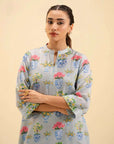 Stylish Pakistani kurta set – lightweight fabric perfect for daily wear.