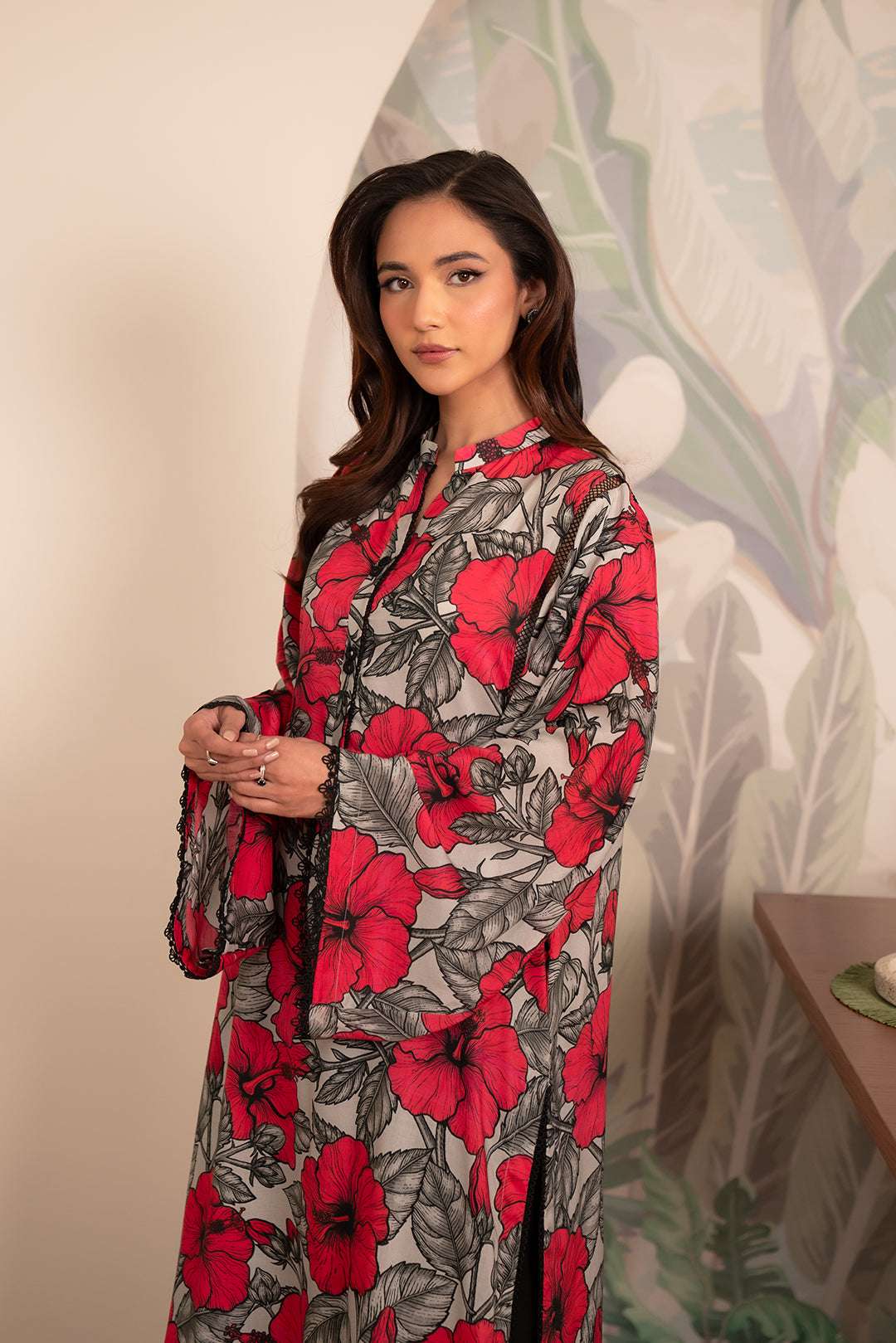 Stylish Pakistani linen kurta – breathable fabric with digital floral print for winter and mid-season wear.
